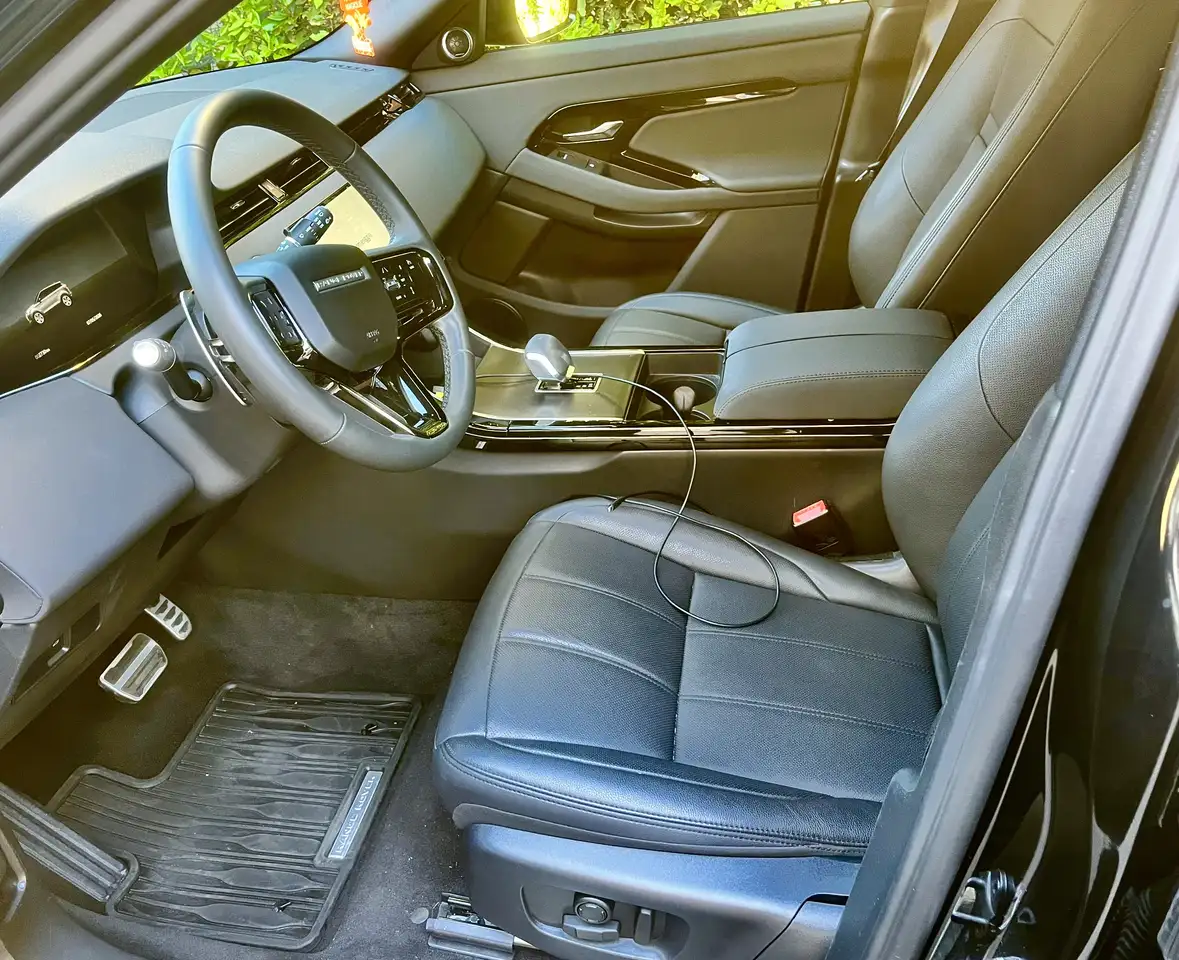 Land Rover Range Rover Evoque 2026 — фото 10