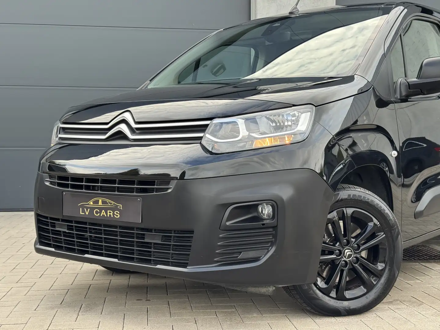 Citroen Berlingo Berlingo 1.5 BlueHDi / 130Pk / AUTOMAAT / Zwart - 2