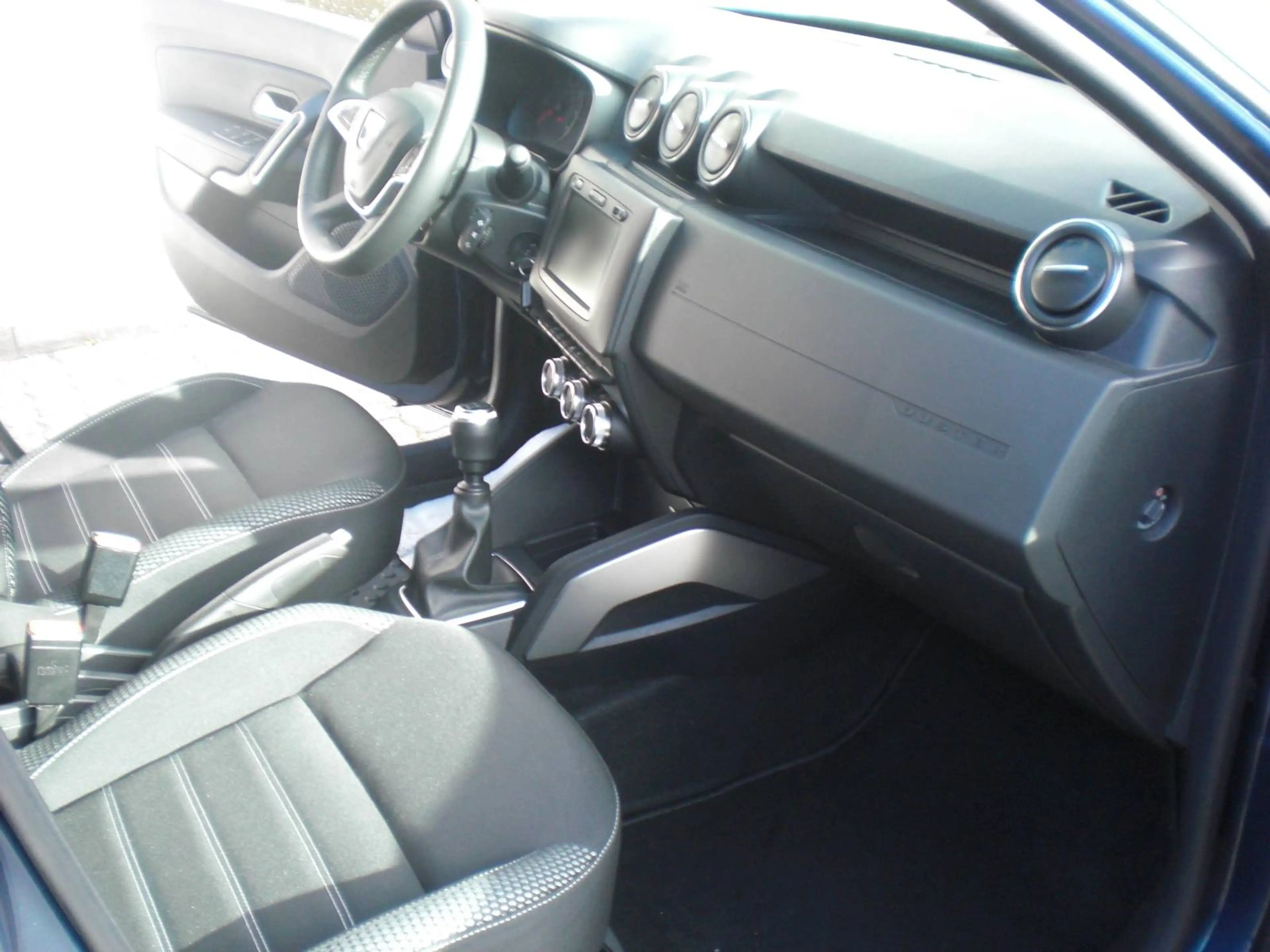 Dacia Duster Prestige — photo 11