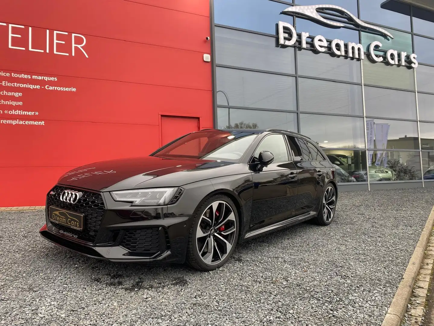 Audi RS4 S-TRONIC Fekete - 1
