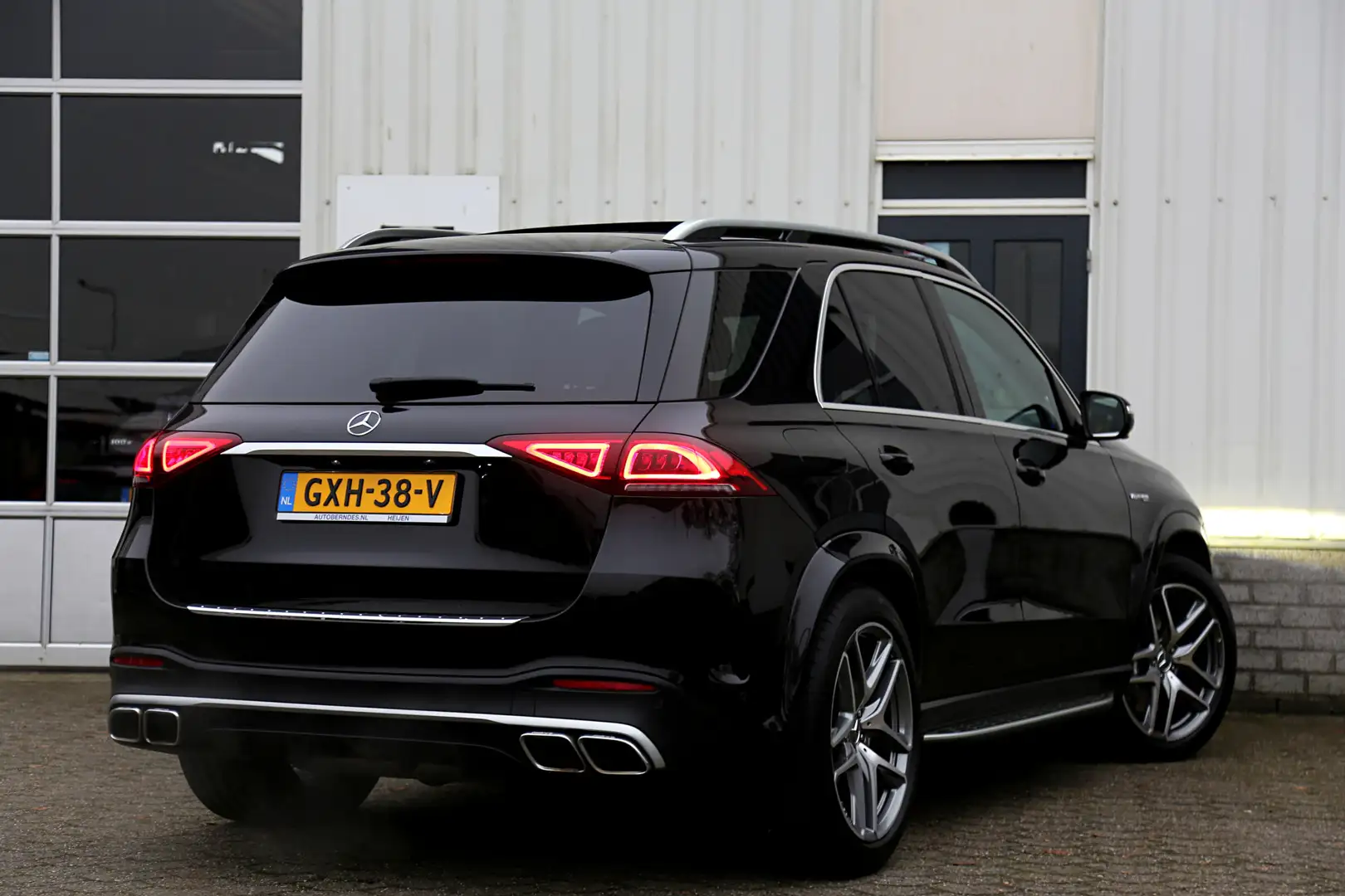 Mercedes-Benz GLE 63 AMG 4MATIC+ TCT 9G*BTW*1ste Eig*Perfect Onderh.*Luchtv Fekete - 2