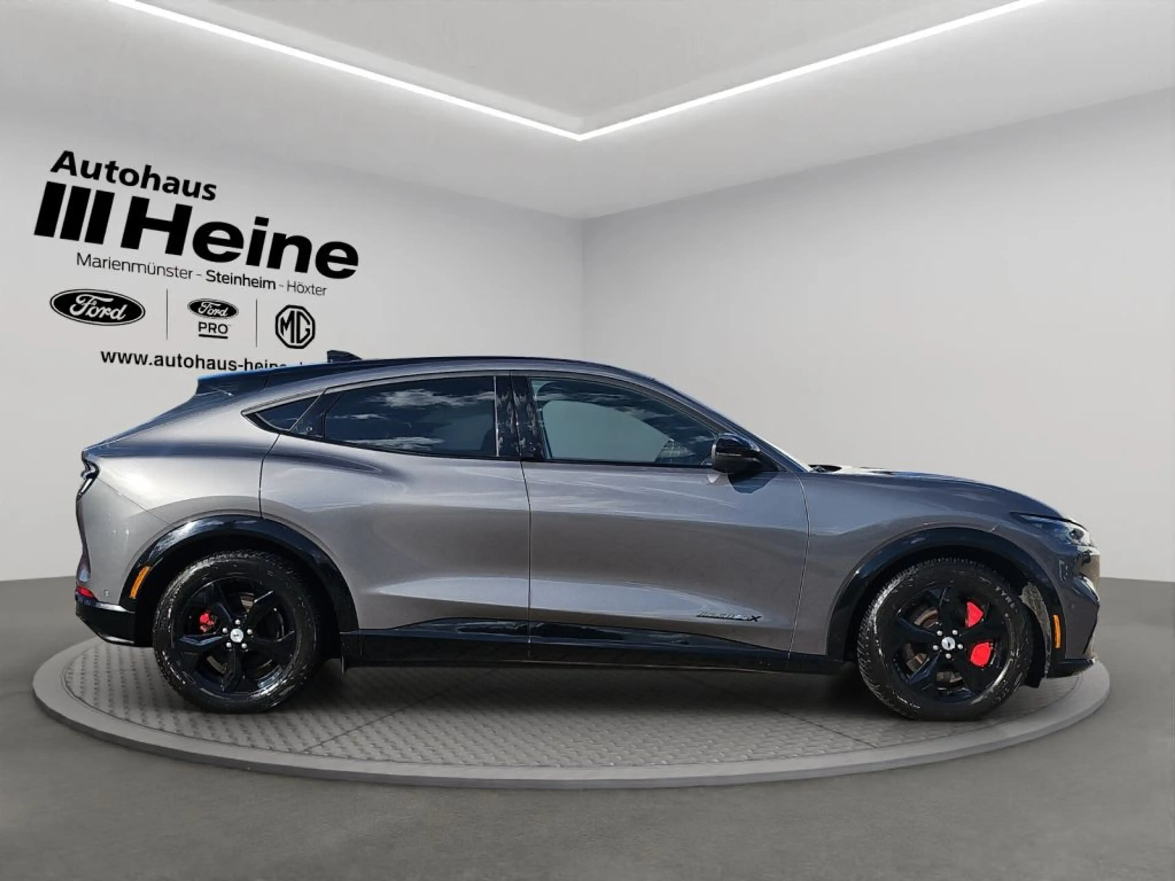 Ford Mustang Mach-E AWD Ext.Range +TECHNO-P. 2+ — photo 6