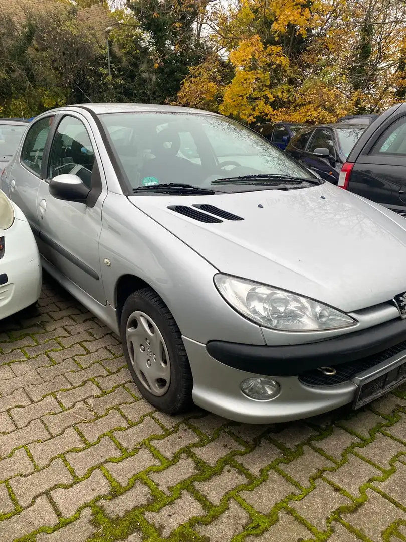 Peugeot 206 1.4 75 HU&AU 04-2026! Silber - 1