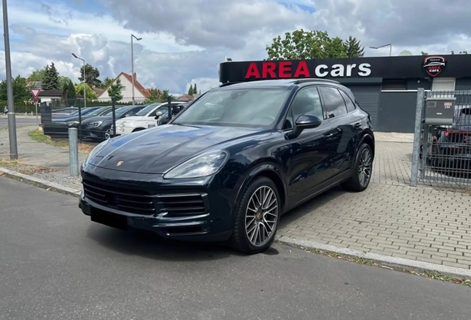 Porsche Cayenne S*MATRIX*PANO*ACC*BOSE*KAM*APPLE-CAR Blau - 1