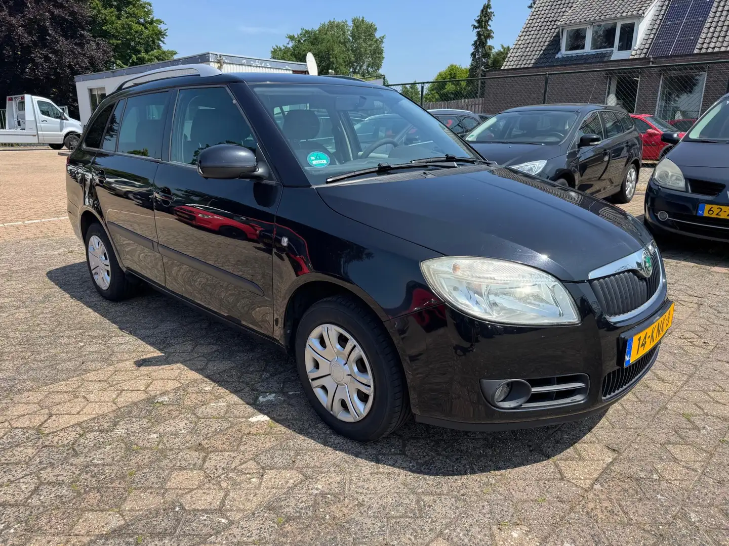 Skoda Fabia Combi 1.4-16V Tour AIRCO CRUISE CONTROL APK T/M 03 Schwarz - 2