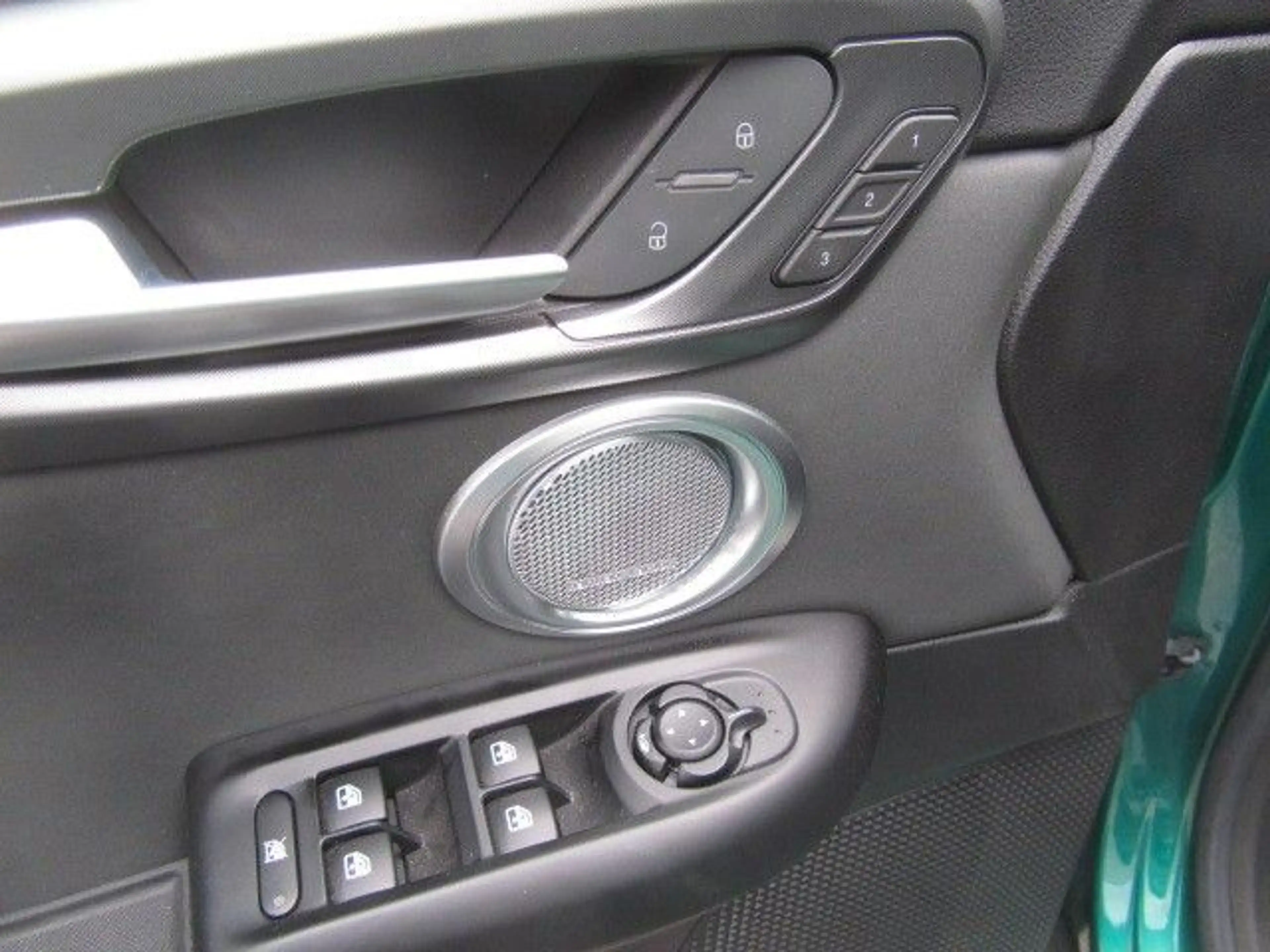 Alfa Romeo Tonale Edizione Speciale 280 AWD, kein Mieter !! — photo 12