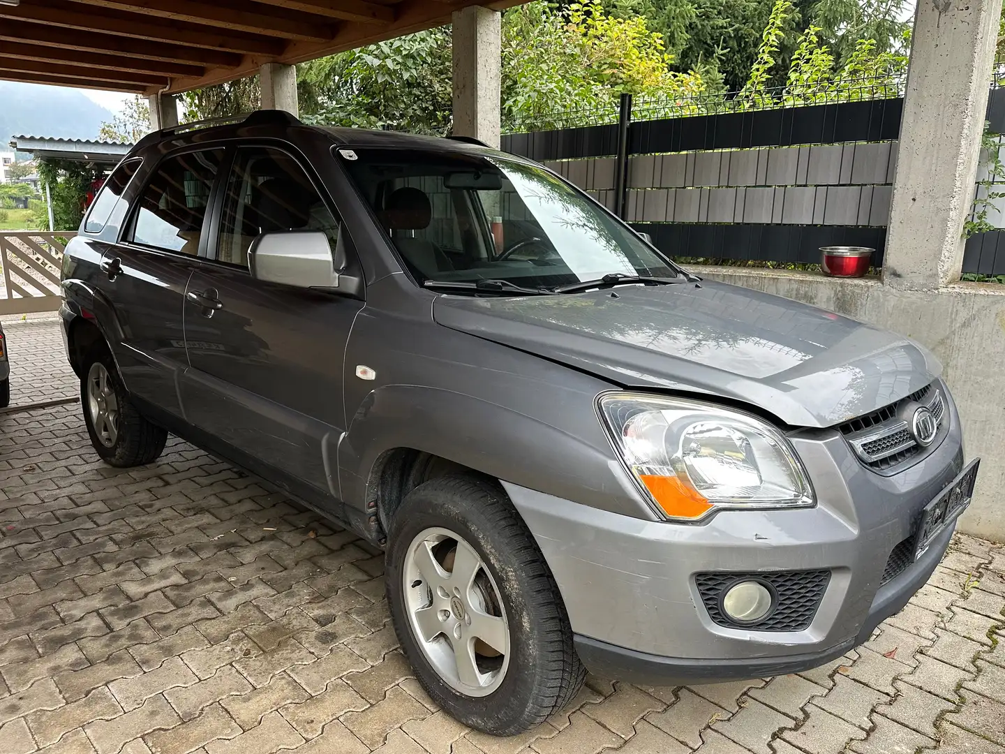 Kia Sportage Sportage Active 2,0 CRDi DPF 4WD Active Pilot Silber - 1