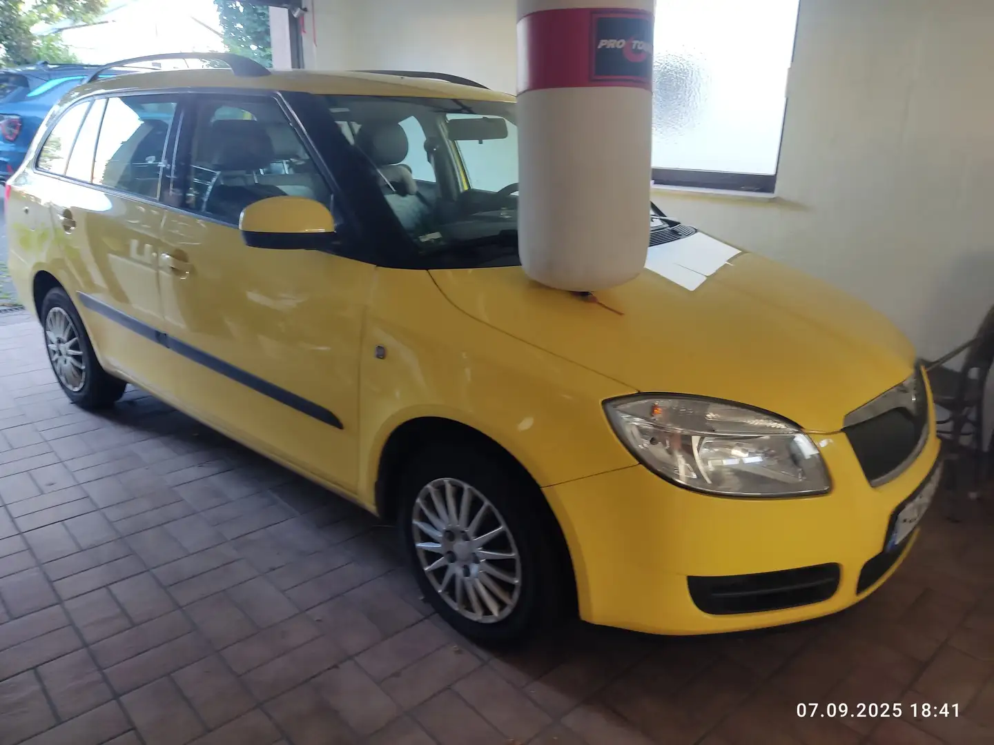 Skoda Fabia Fabia 1.4 16V CombiScout Gelb - 1