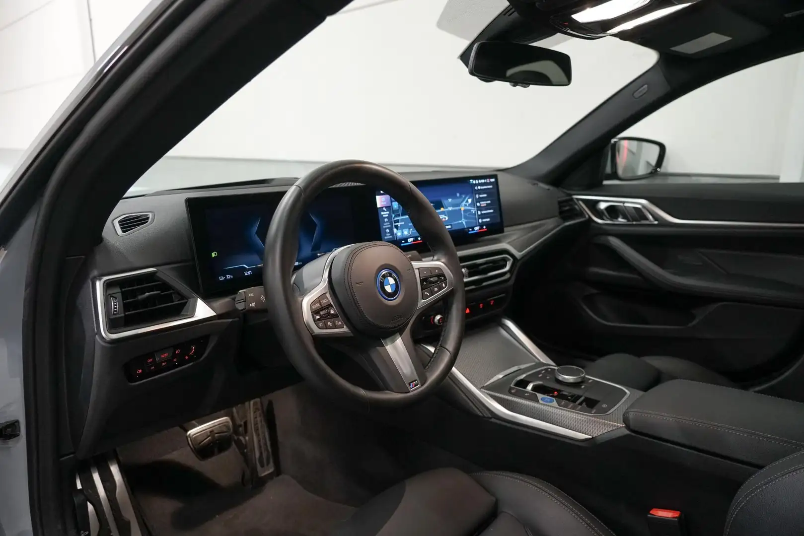 BMW i4 eDrive40 M-Sport | Schuifdak | Adapt. Cruise Contr Šedá - 2