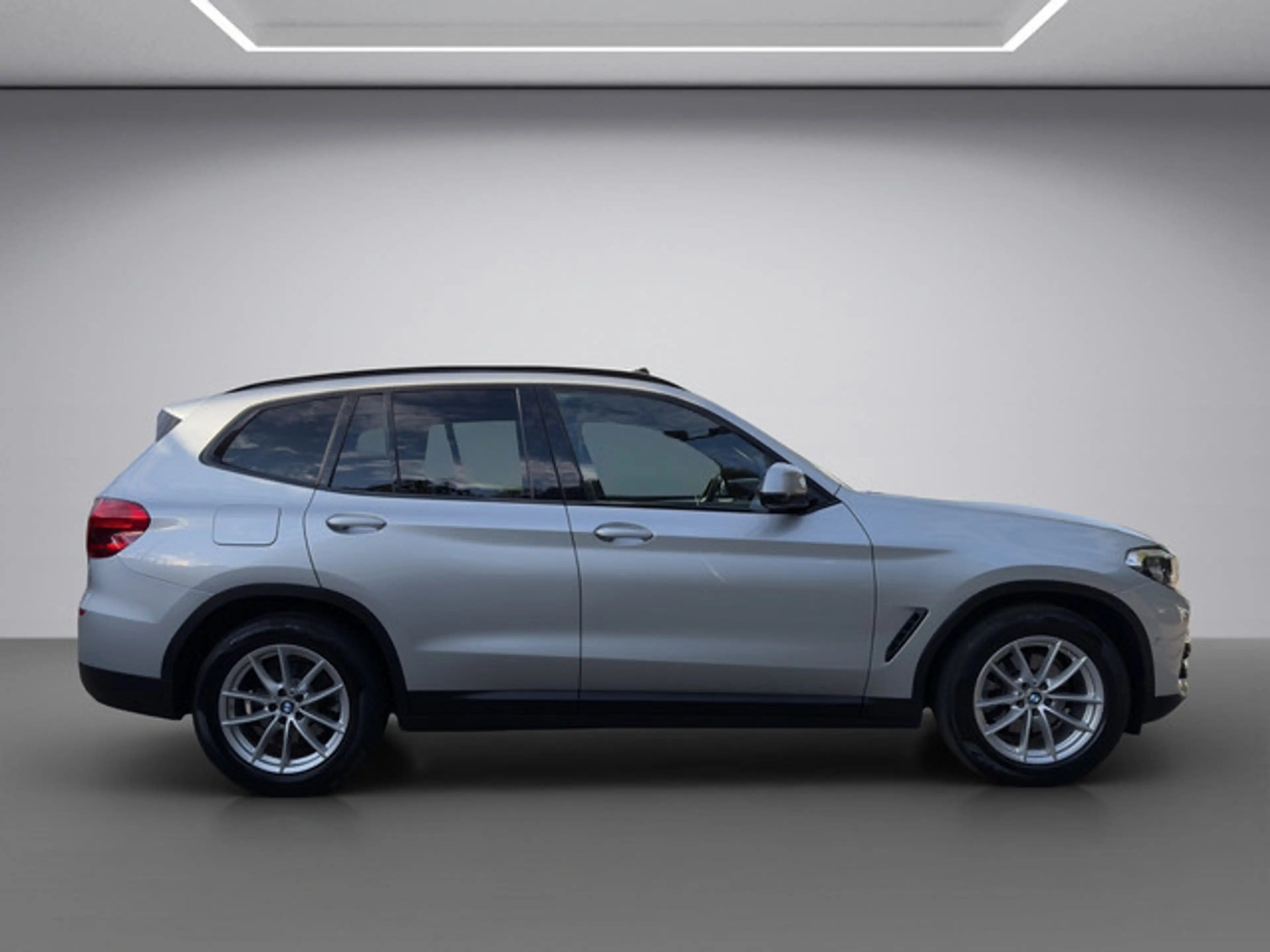 BMW X3 xDrive 20 i Advantage — photo 8