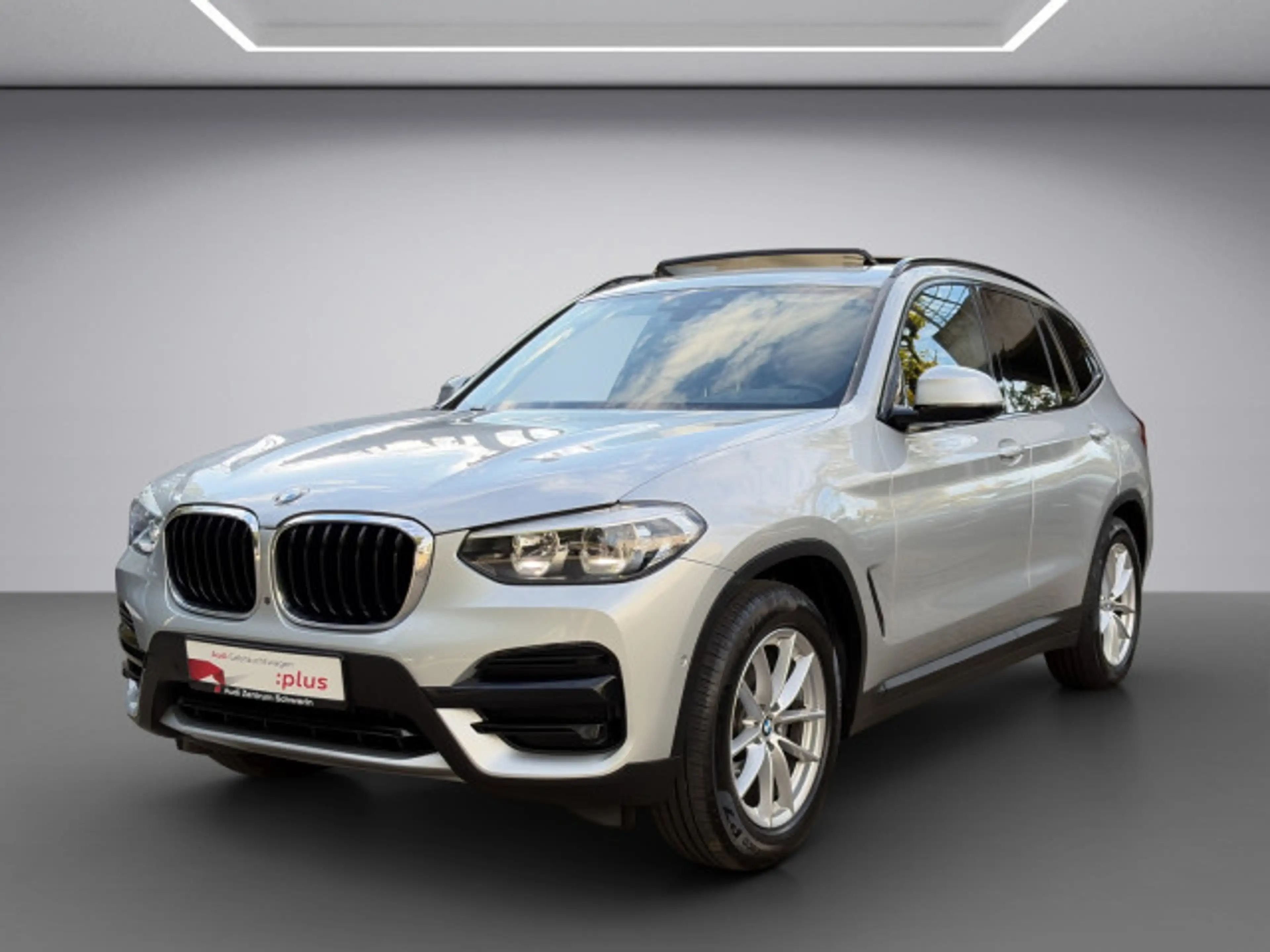 BMW X3 xDrive 20 i Advantage — photo 2
