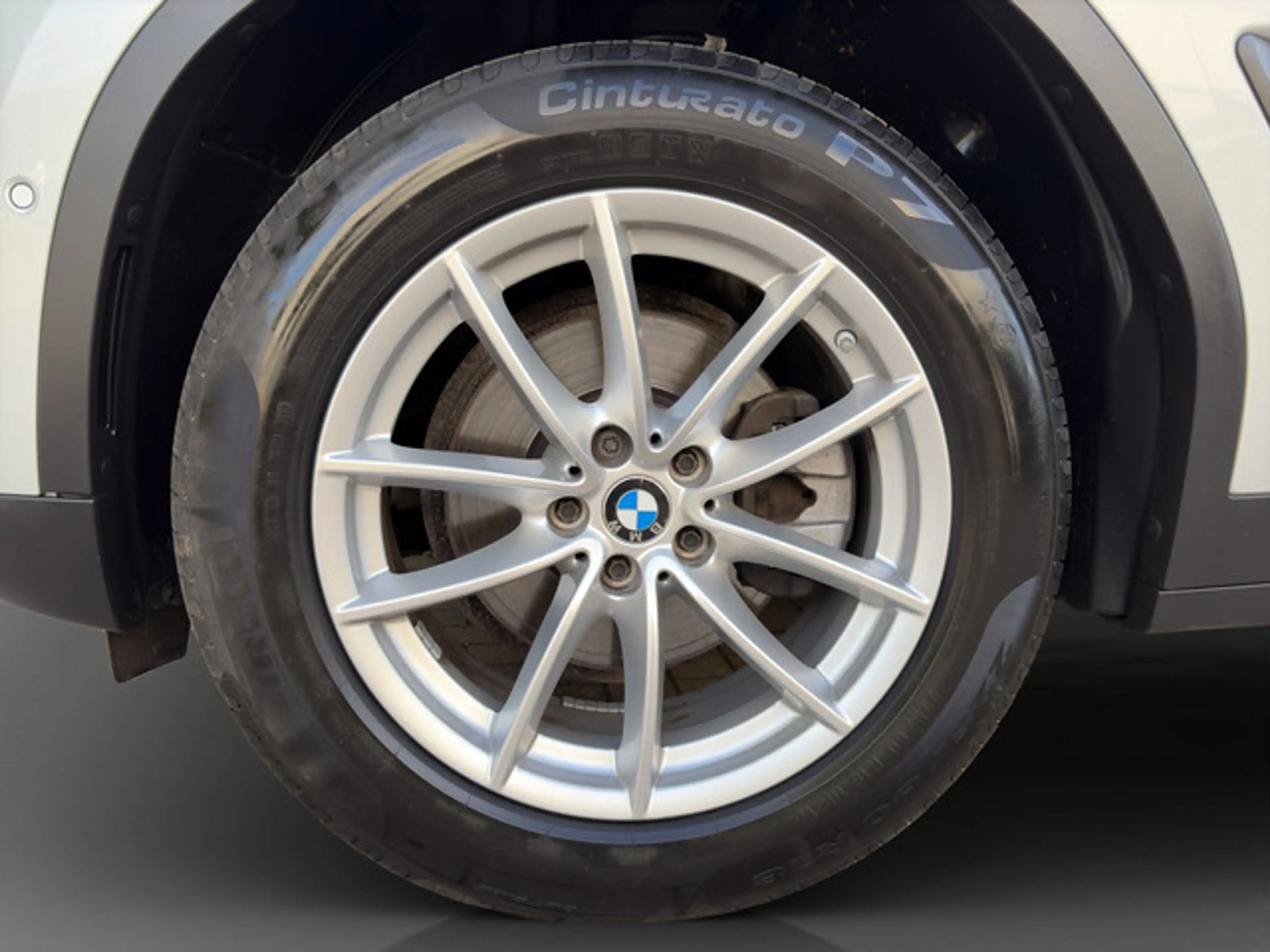 BMW X3 xDrive 20 i Advantage — photo 11