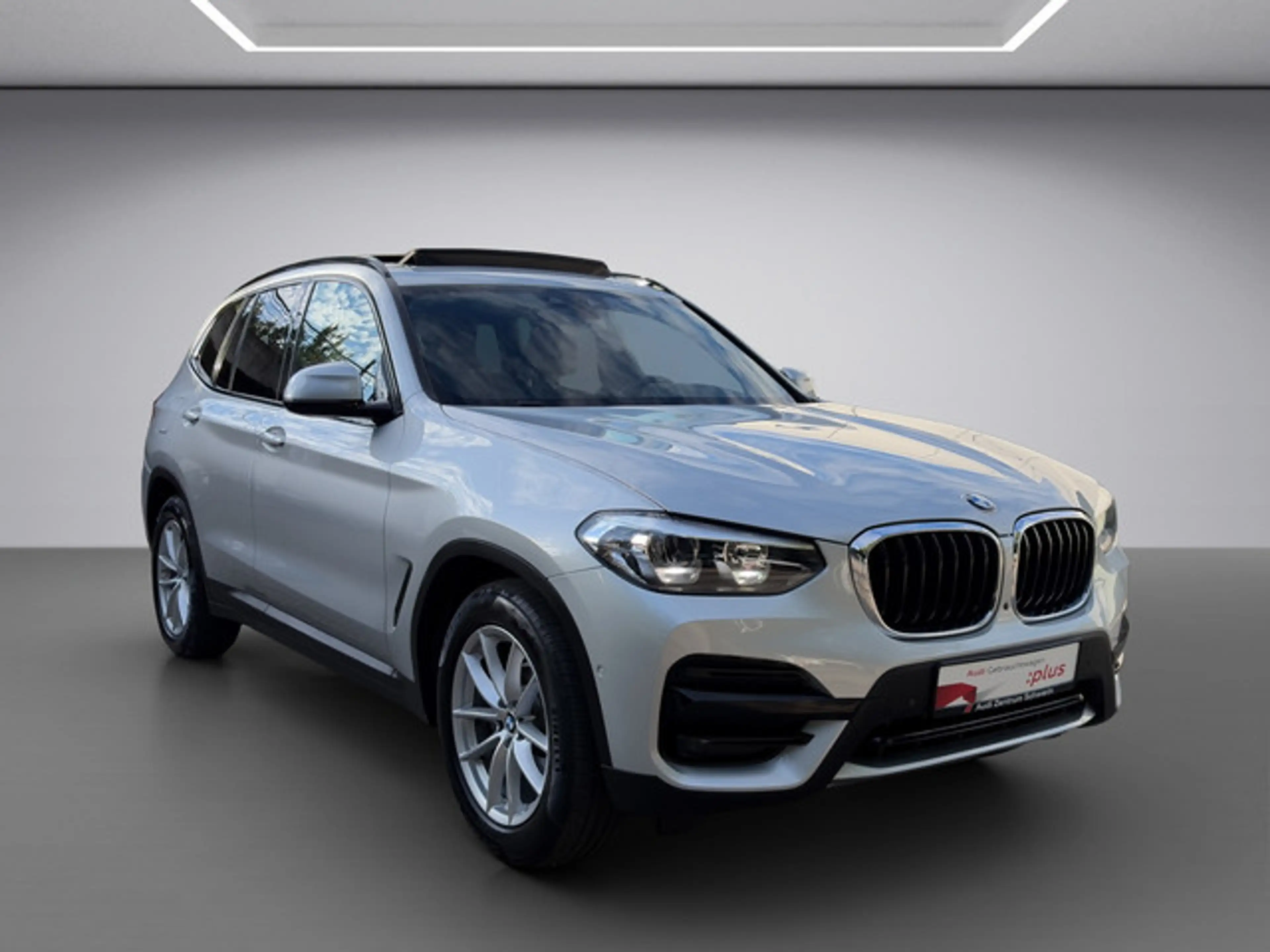 BMW X3 xDrive 20 i Advantage — photo 9