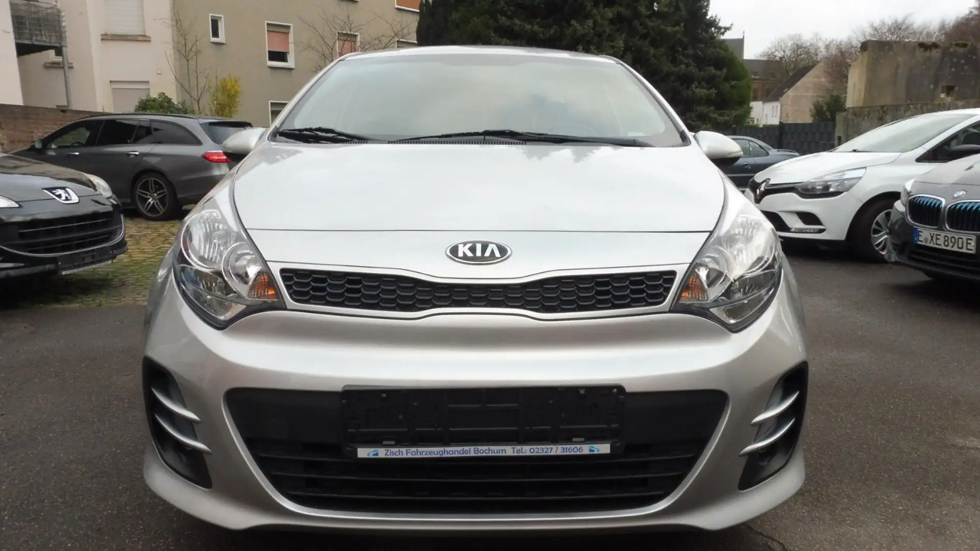 Kia Rio UEFA Euro 2016 Silber - 2
