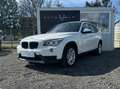 BMW X1 240€p.M.*xDrive 18d Aut.*BI-XENON*DKG*TEMPOMAT Weiß - thumbnail 1