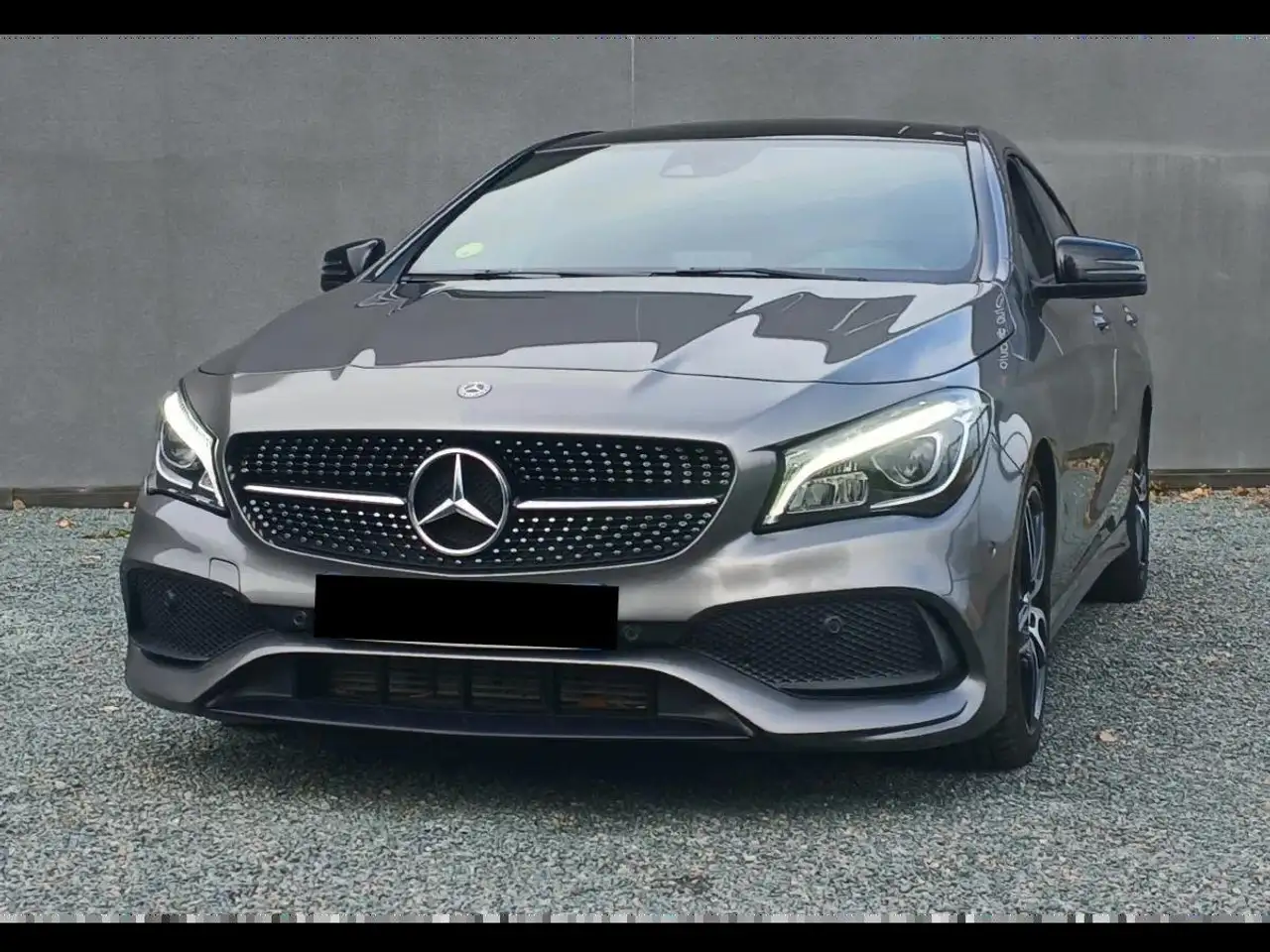 Mercedes-Benz CLA 220