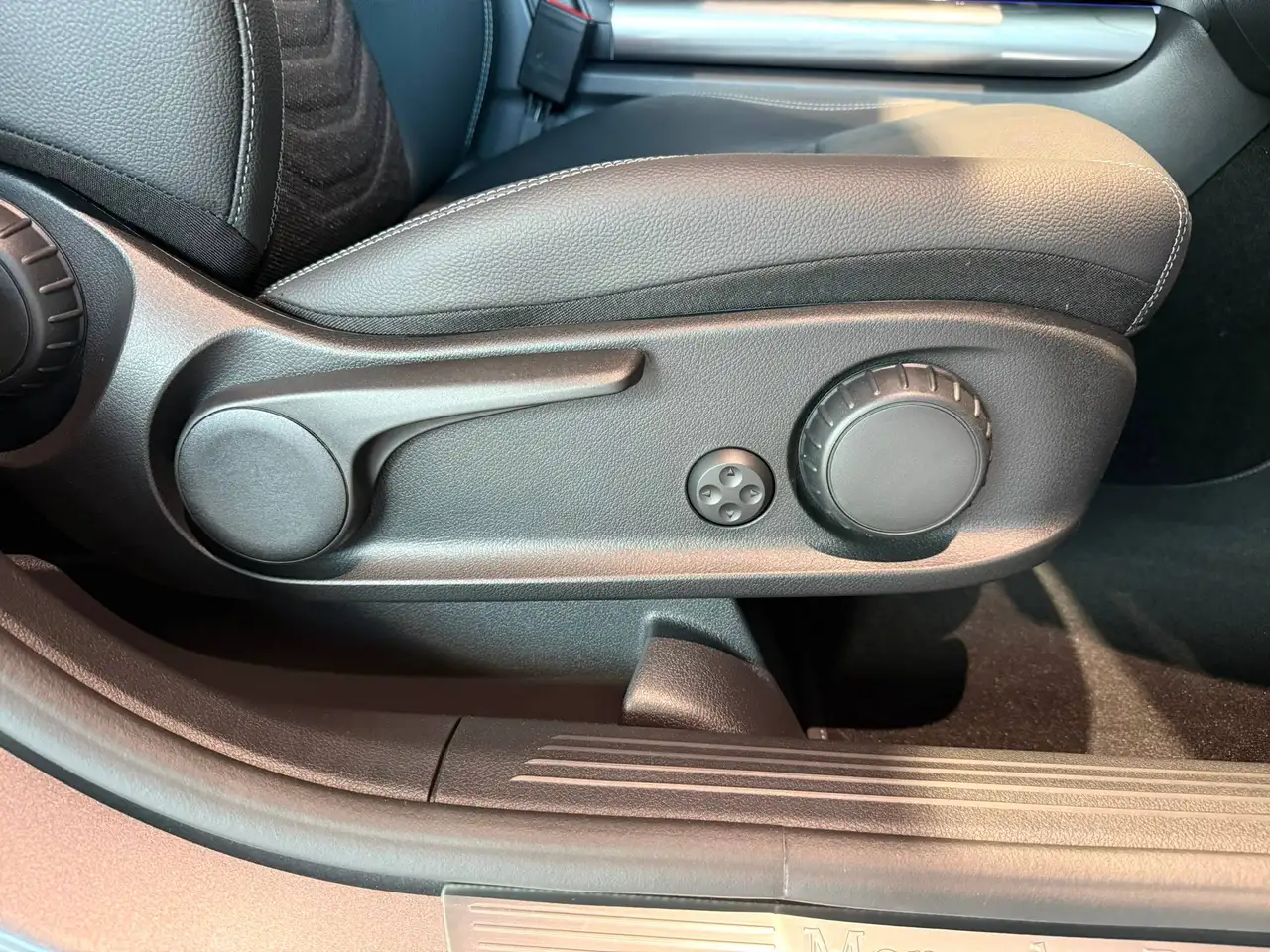 Mercedes-Benz B-Class 2026 — фото 27