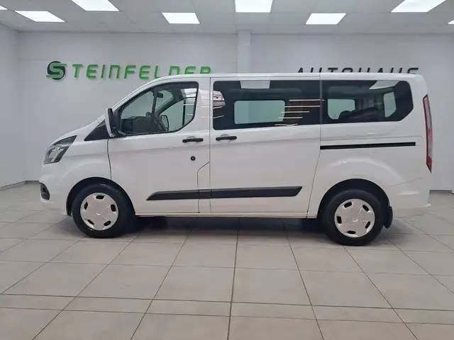 Ford Transit Custom view 8