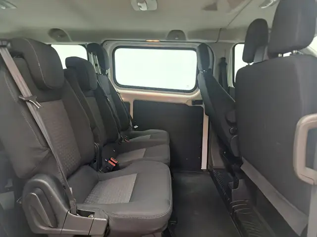 Ford Transit Custom view 14