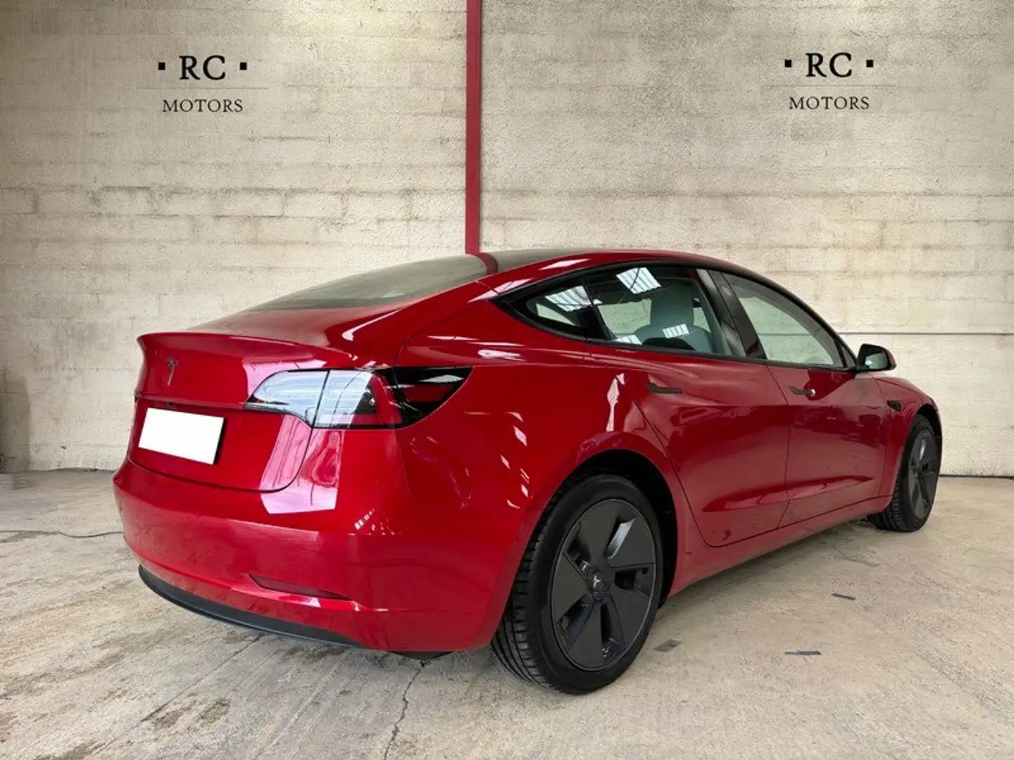 Tesla Model 3 Standard Range Plus RWD *Cam *Nav *Sièges chauf Rouge - 2