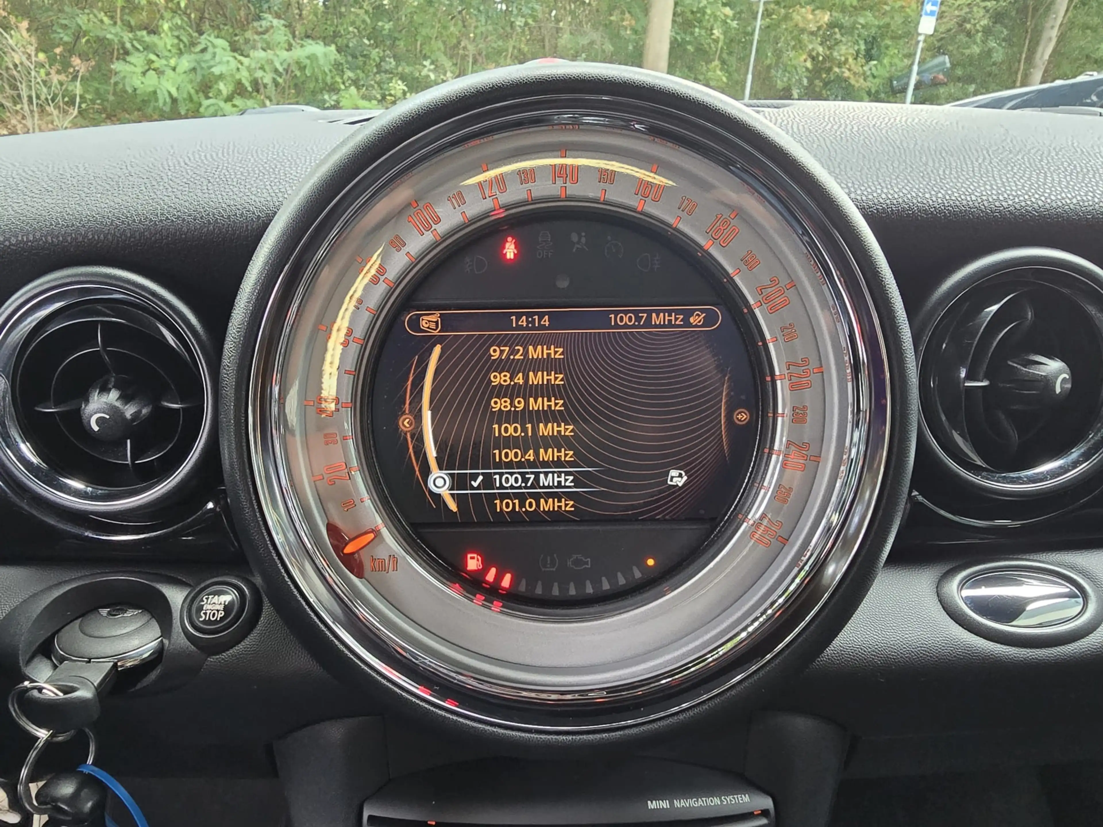 MINI Cooper 3-Deurs 1.6 10 Years II AUTOMAAT | 3/6 OF 12 MND G — photo 25