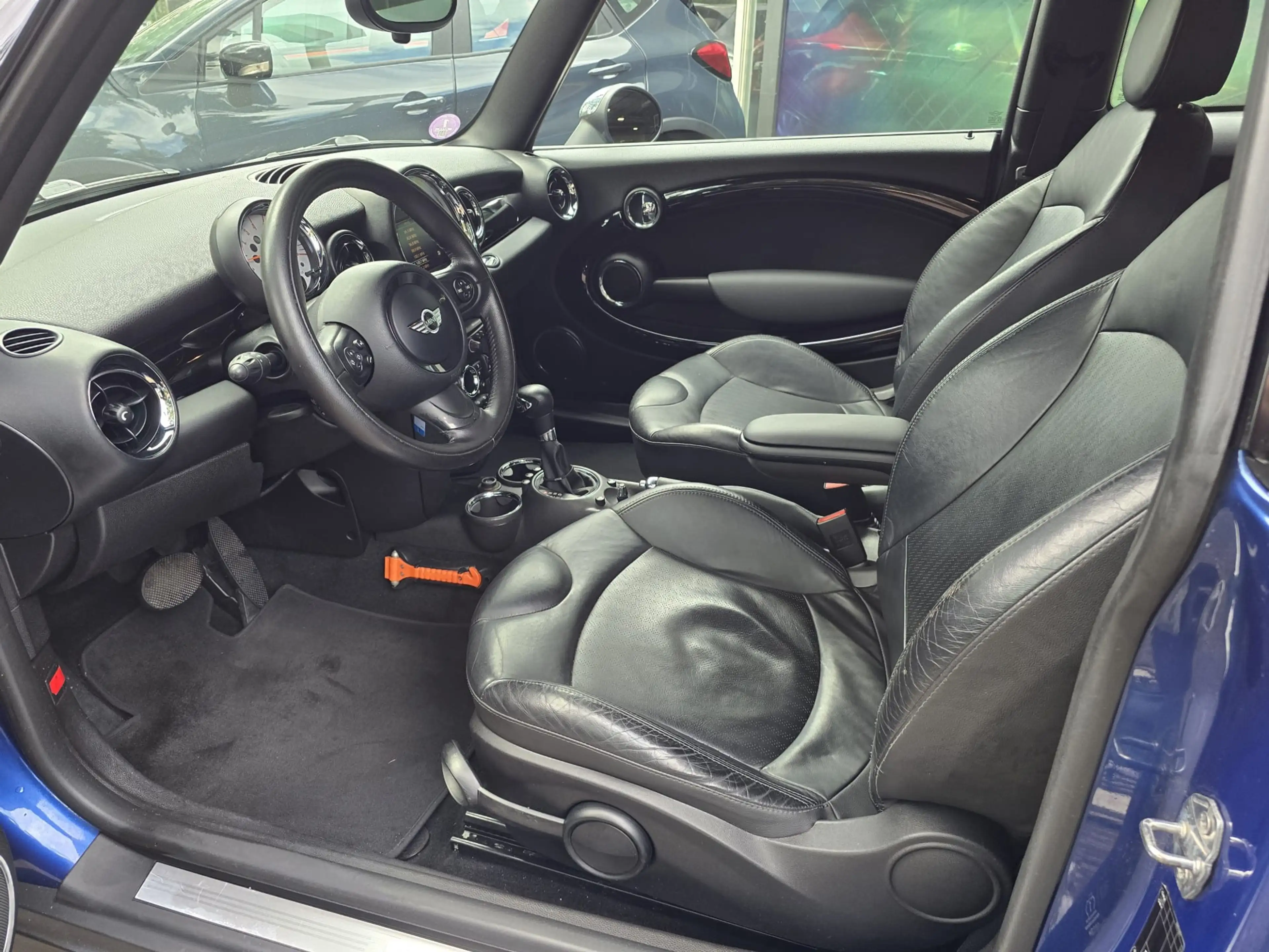MINI Cooper 3-Deurs 1.6 10 Years II AUTOMAAT | 3/6 OF 12 MND G — photo 18