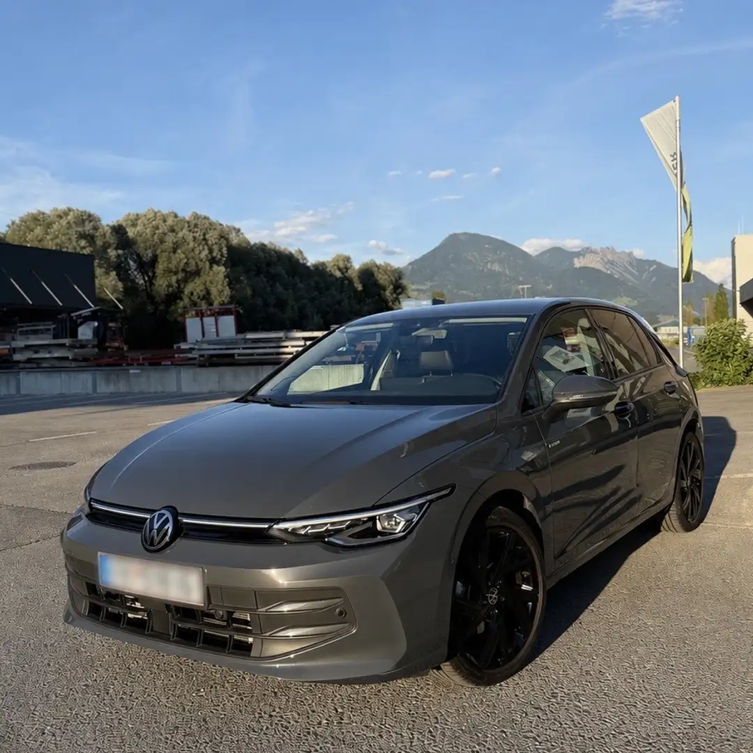 Volkswagen Golf 1.5 mHev Rabbit DSG | Harman Kardon | ErgoActive Grau - 1