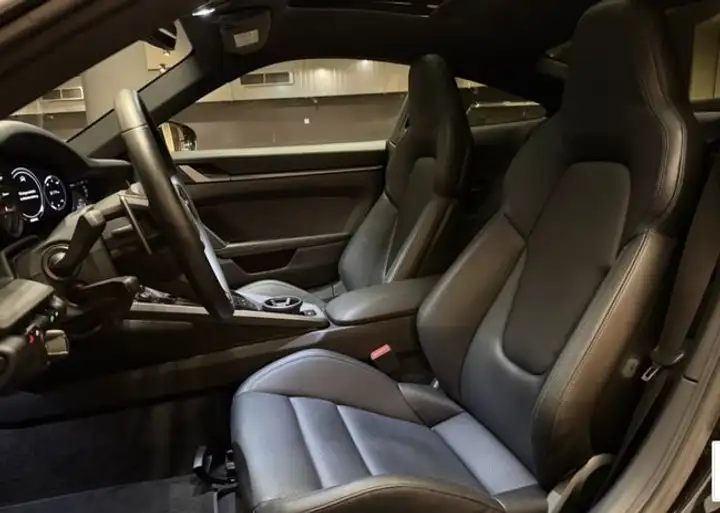 Porsche Carrera 4 Coupé (2015) 2020, foto 7
