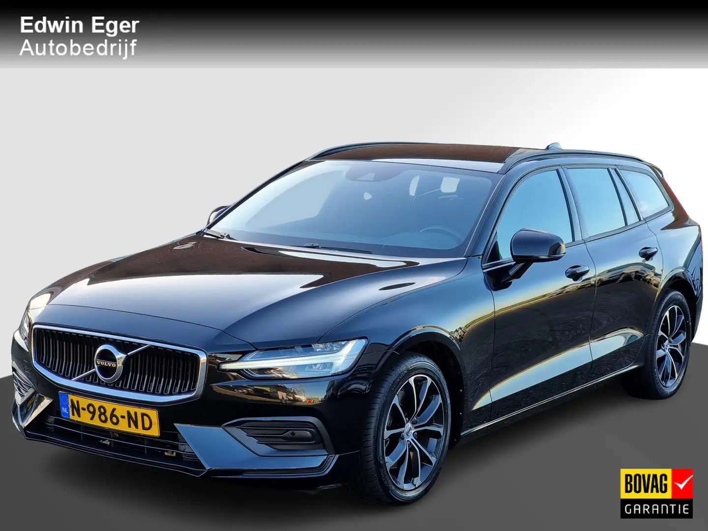 Volvo V60 2.0 B3 Momentum Advantage | Adaptive Cruise contro Noir - 1