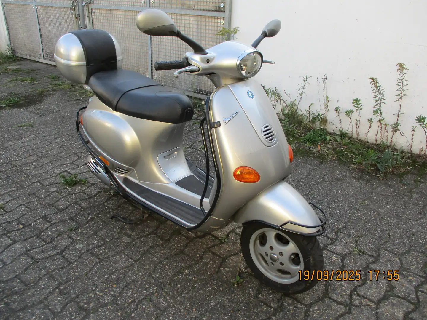 Vespa ET 4 - 1