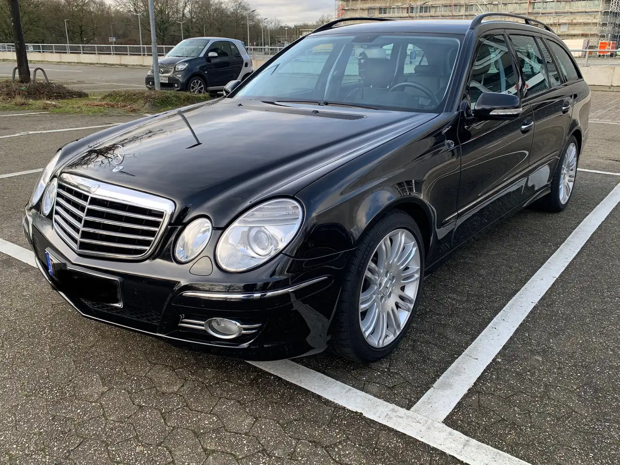 Mercedes-Benz E 320