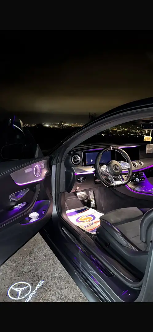 Mercedes-Benz E 300 - 2