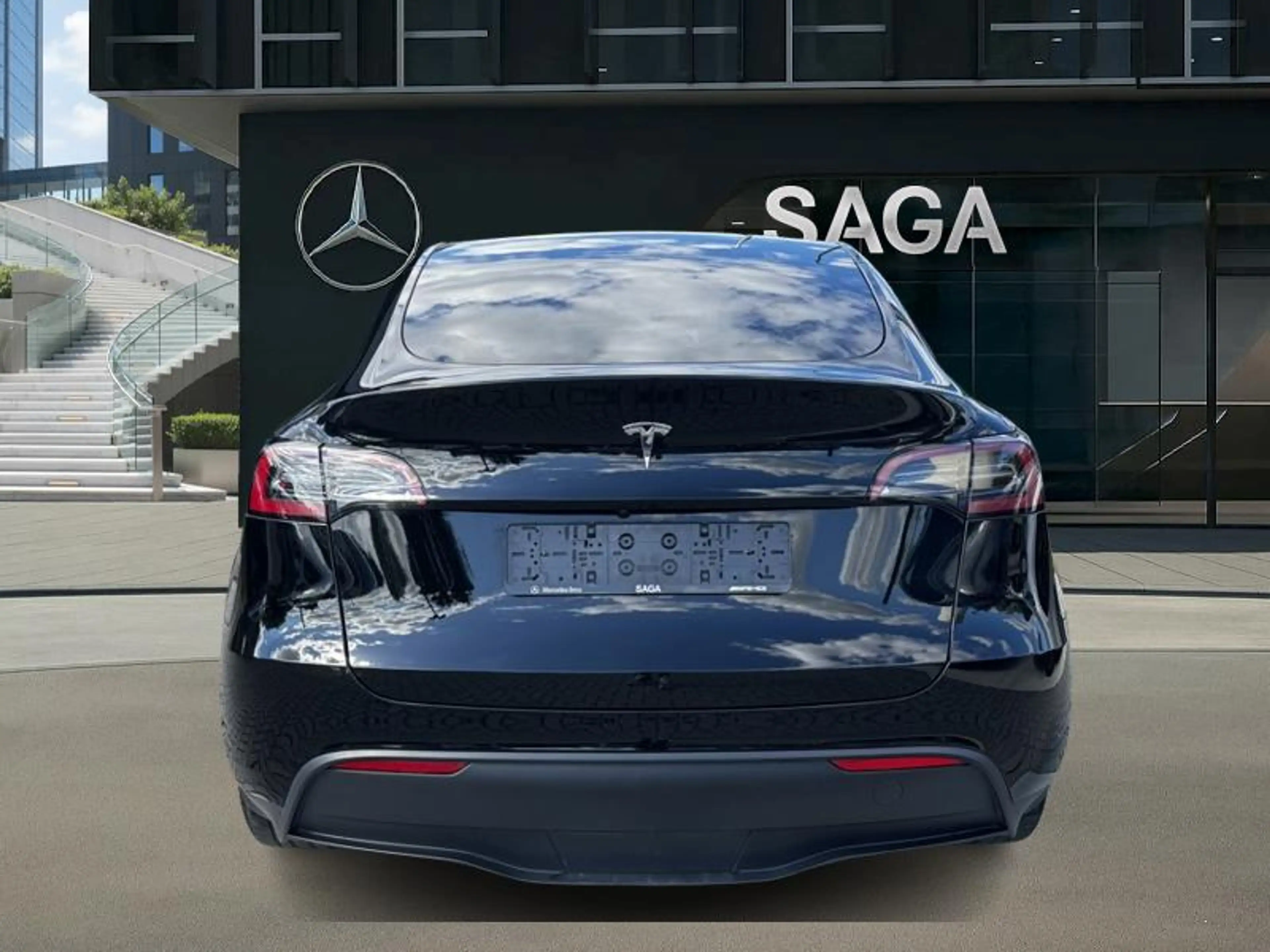 Tesla Model Y MODEL Y — photo 4