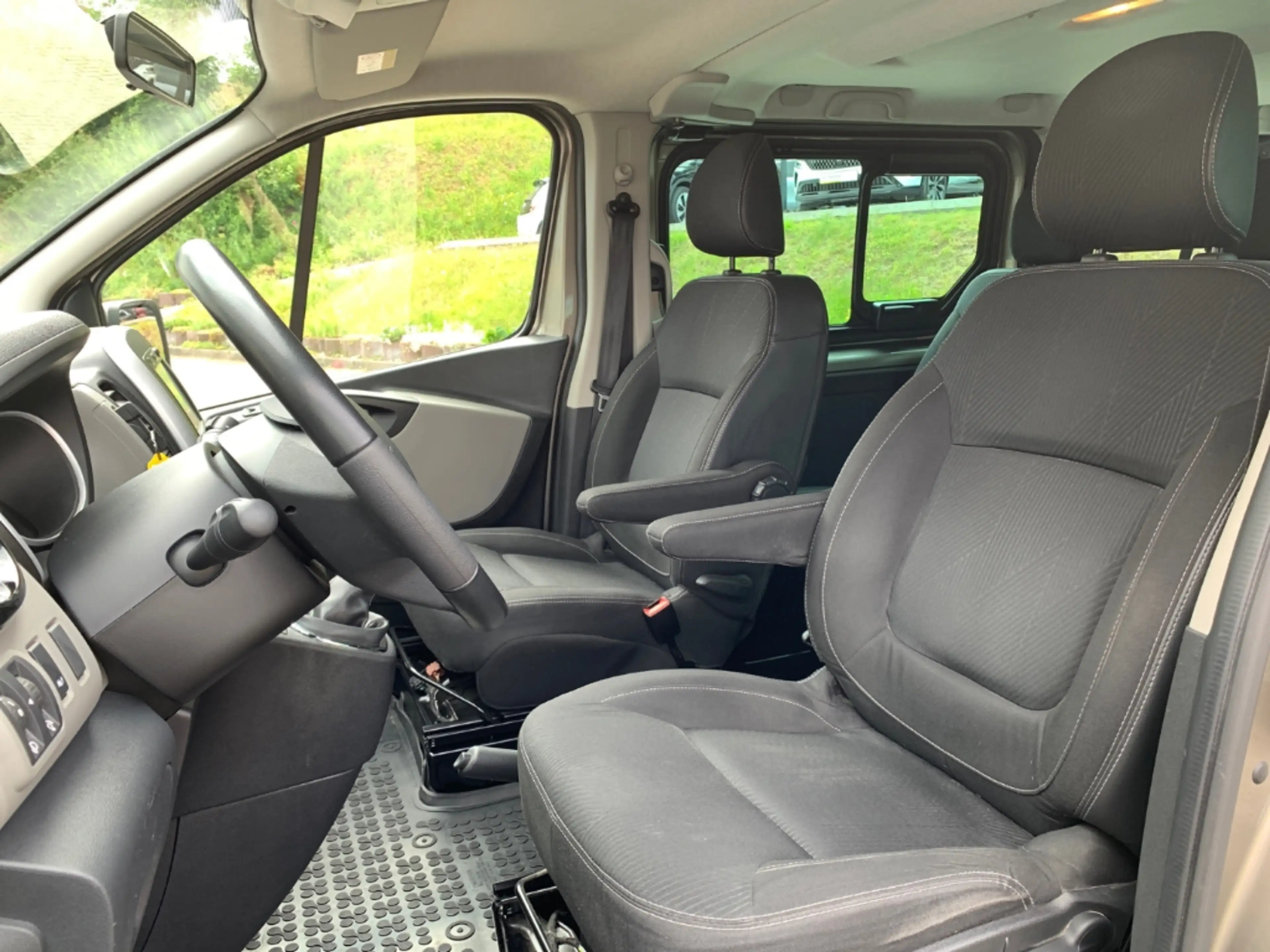 Renault Trafic COMBI 1.6 DCI EXPRESSION Combi Expression L1H1 2,7 — photo 8