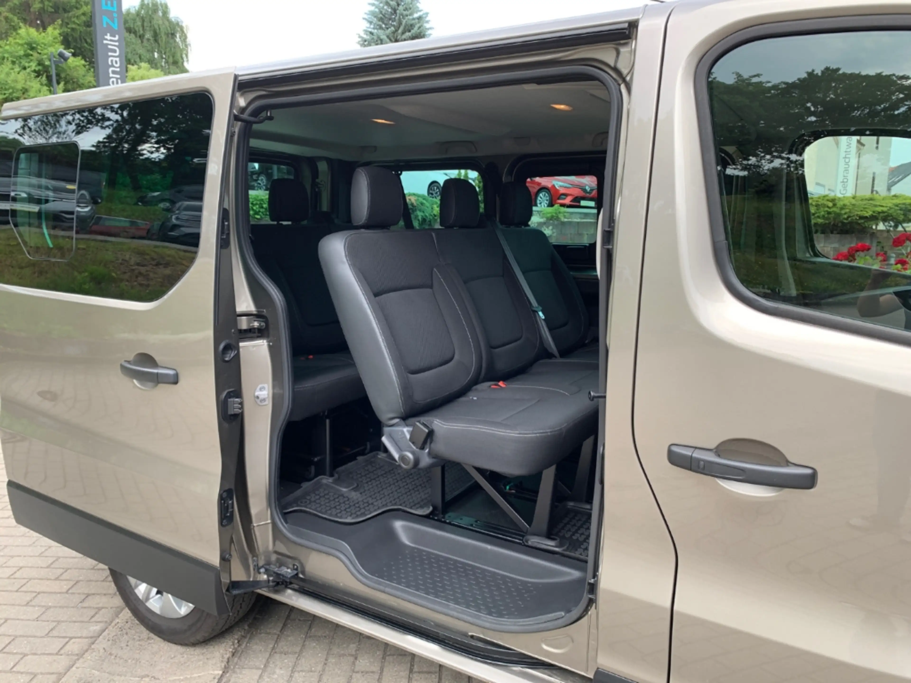 Renault Trafic COMBI 1.6 DCI EXPRESSION Combi Expression L1H1 2,7 — photo 15