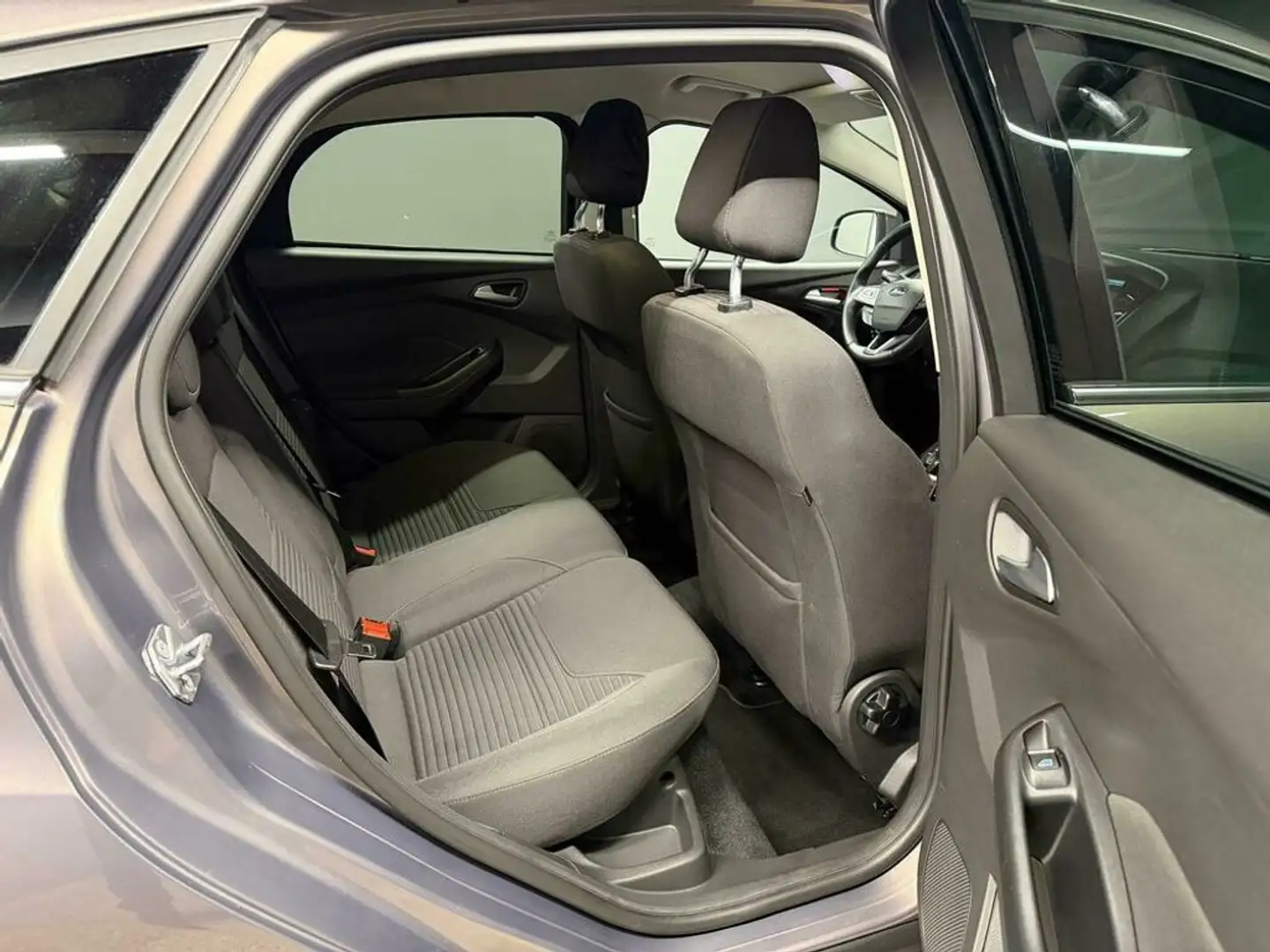 Ford Focus TiT 1,0 ECO 92 Braun - 2