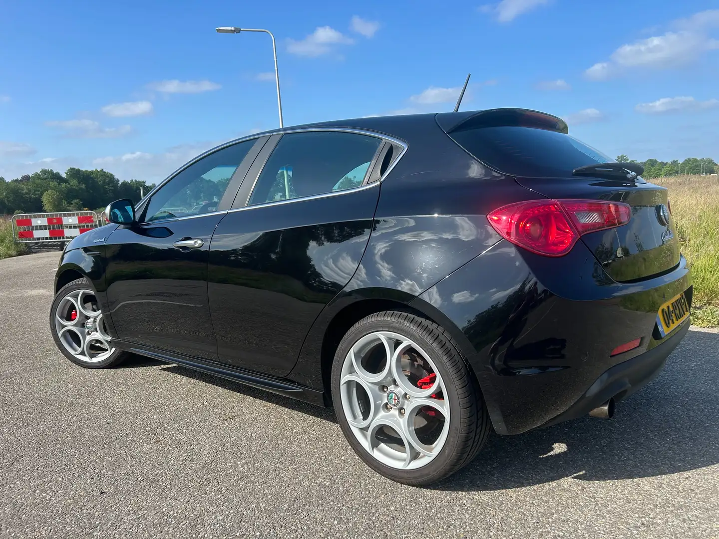 Alfa Romeo Giulietta Giulietta 1.4 T Distinctive Чорний - 2