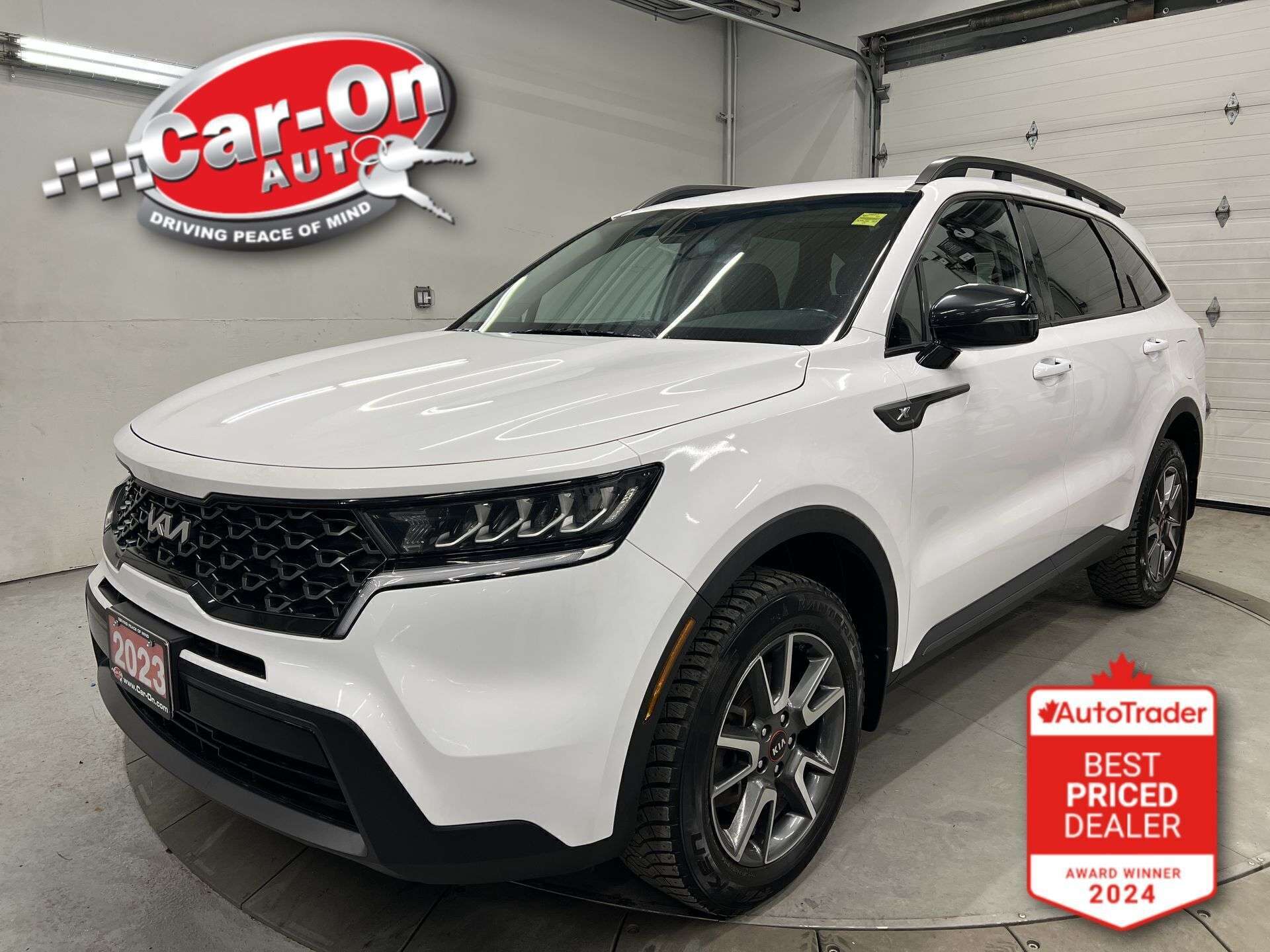 White 2023 Kia Sorento SUV / Crossover Automatic