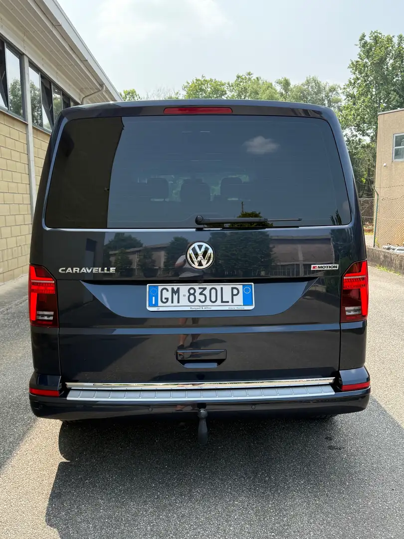 Volkswagen T6.1 Caravelle Passo Lungo Comfortline 4 Motion DSG Blu/Azzurro - 2