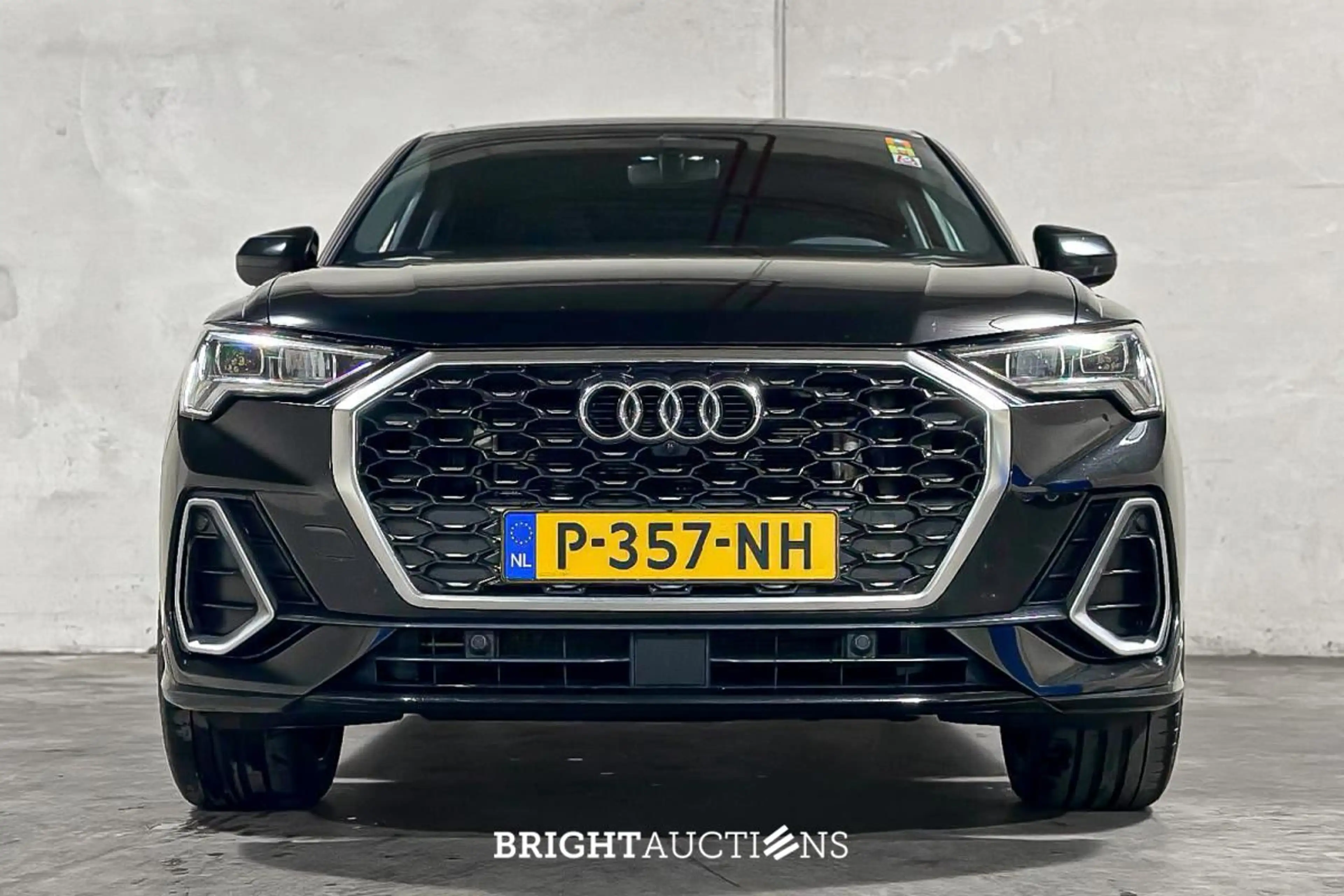Audi Q3 Sportback 45 TFSI e S Edition — photo 8