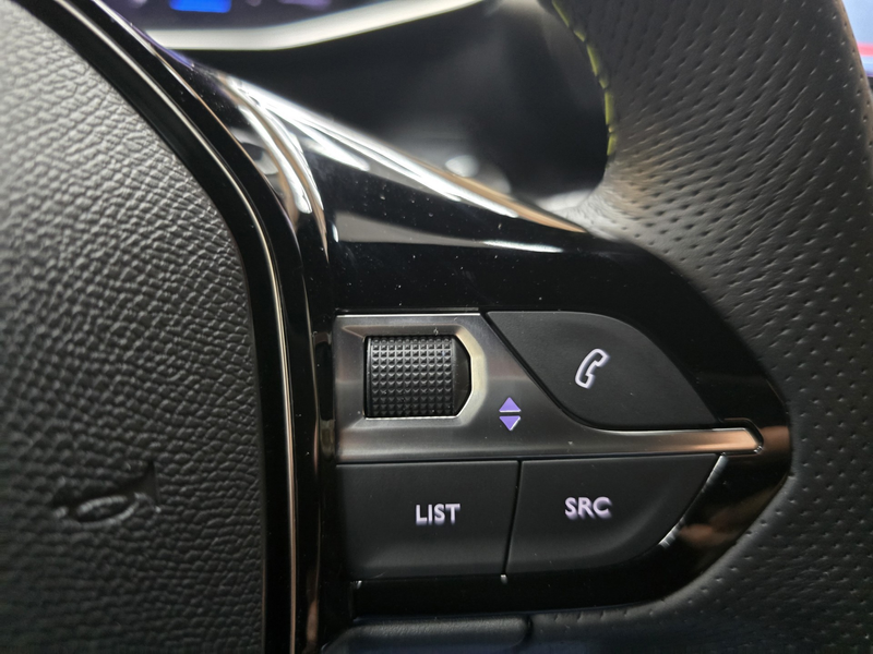 Peugeot e-2008 EV GT Avantage 54 kWh Full Led Navi Sfeer LM — photo 9