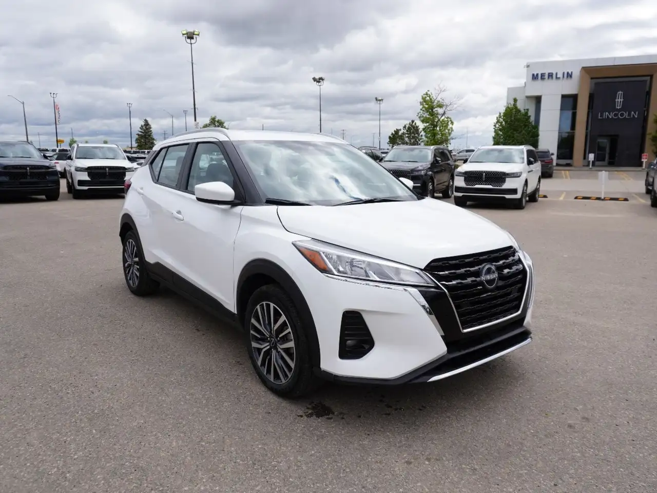 2025 Nissan Kicks