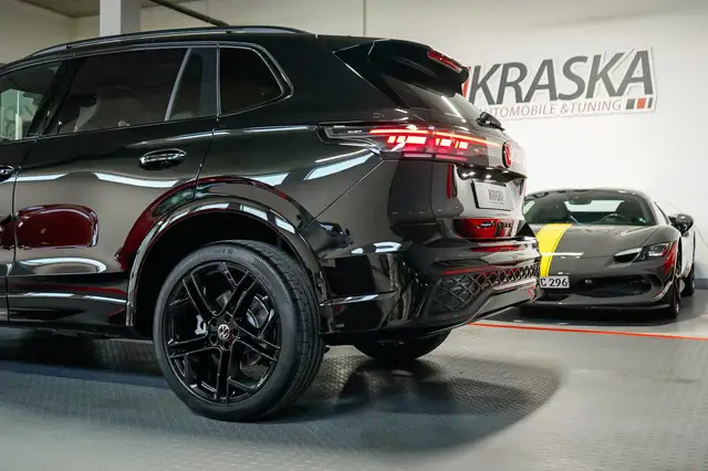 Volkswagen Tiguan view 11