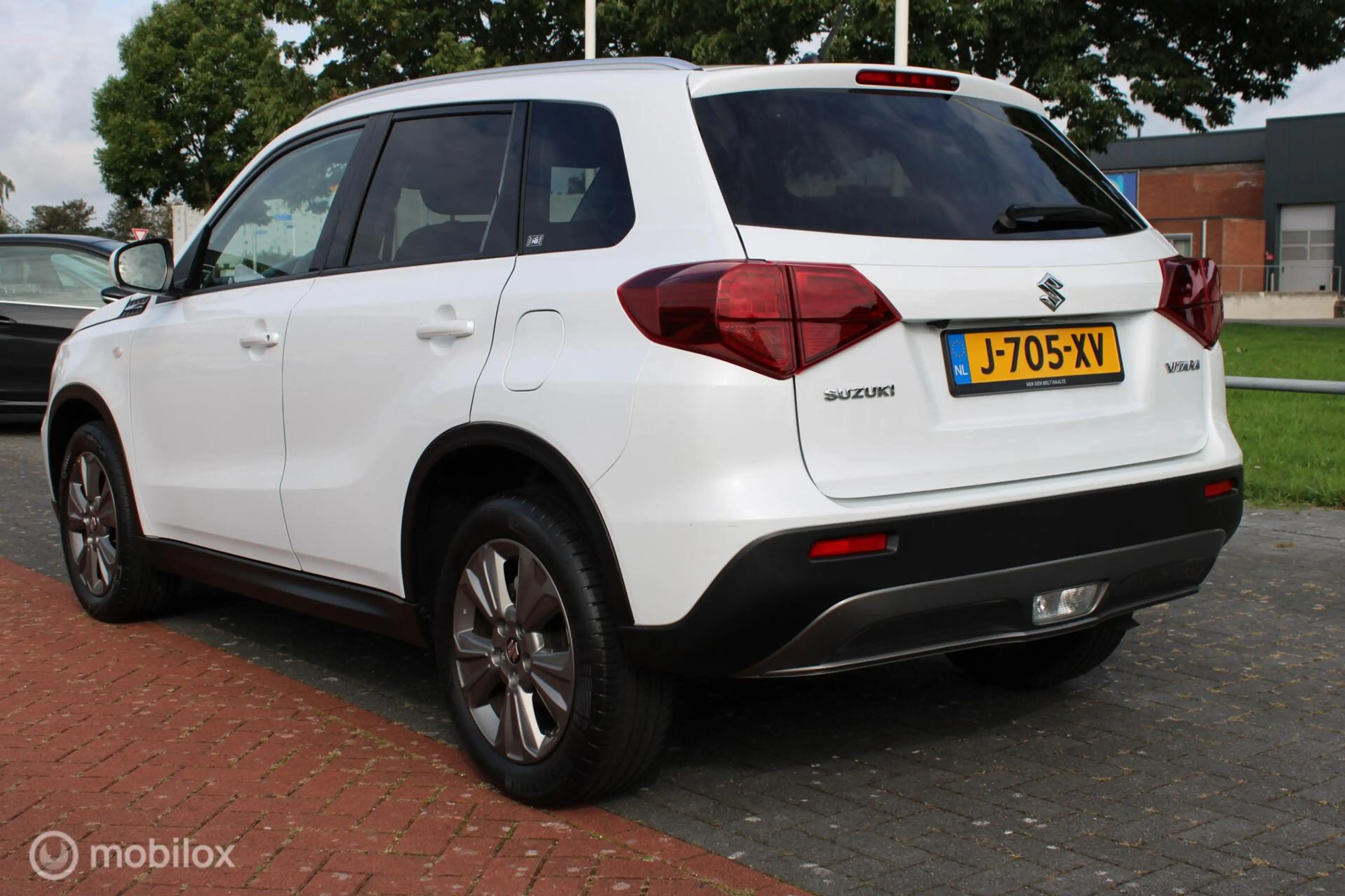 Suzuki Vitara 1.0 Boosterjet Select Automaat, Donker glas, Navig — photo 5