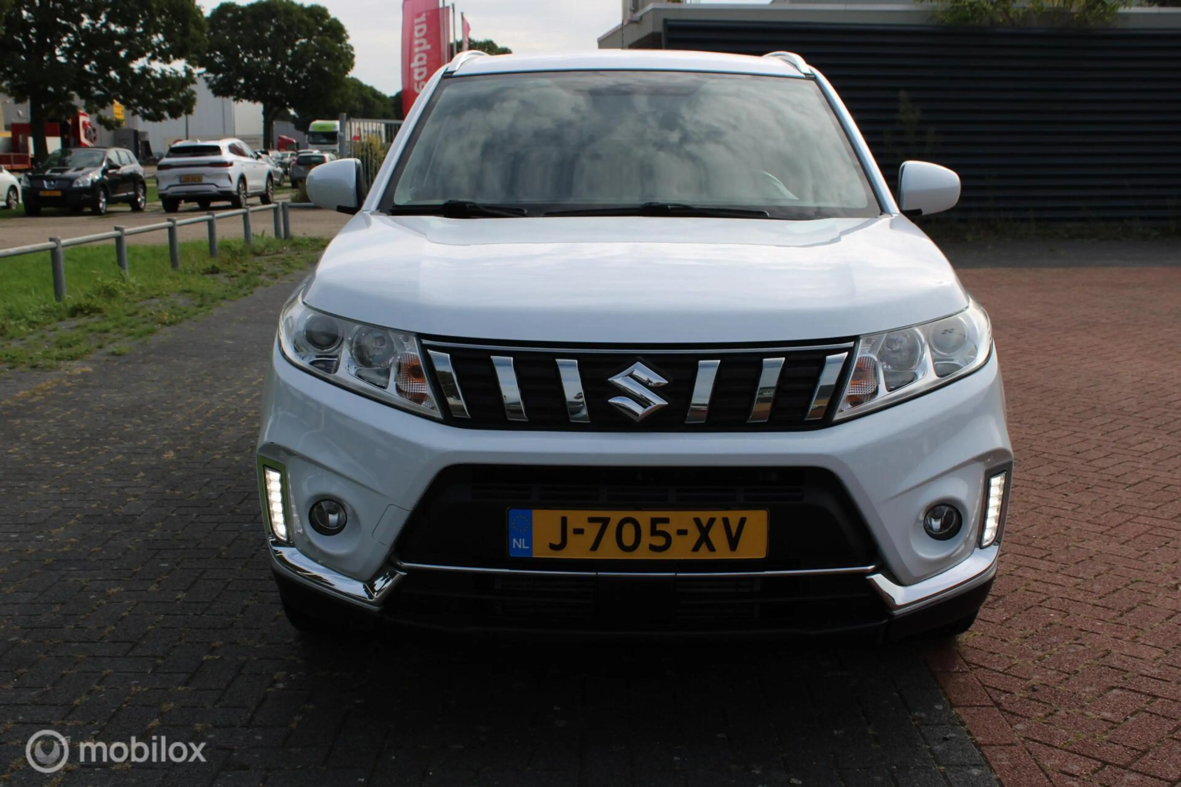 Suzuki Vitara 1.0 Boosterjet Select Automaat, Donker glas, Navig — photo 17