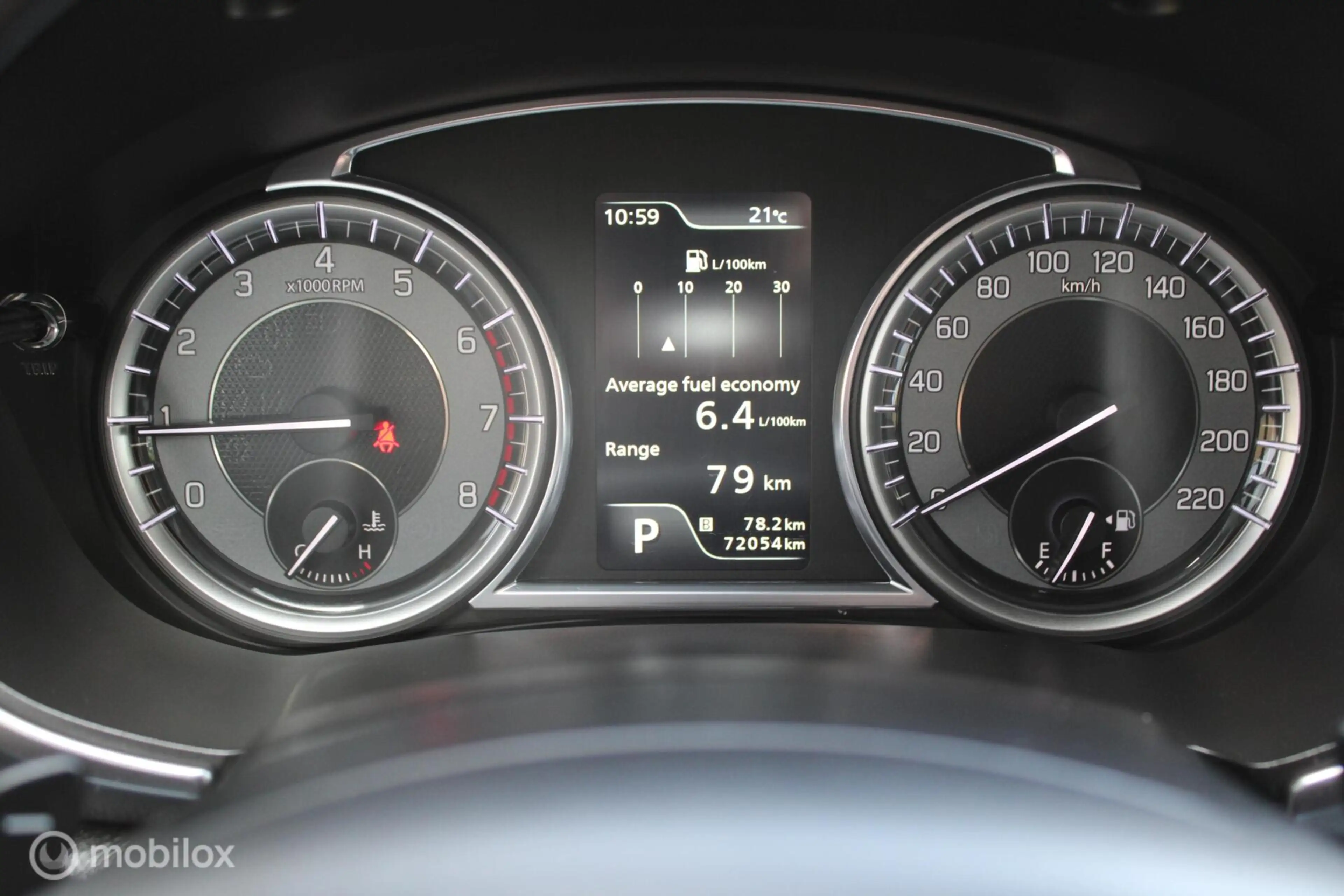Suzuki Vitara 1.0 Boosterjet Select Automaat, Donker glas, Navig — photo 20