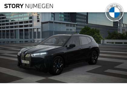 BMW iX xDrive40 High Executive 74 kWh / Sportpakket / Pan