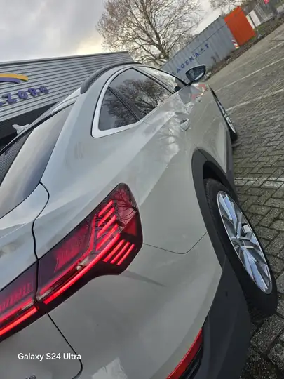 Audi e-tron quattro Bns edit. s line