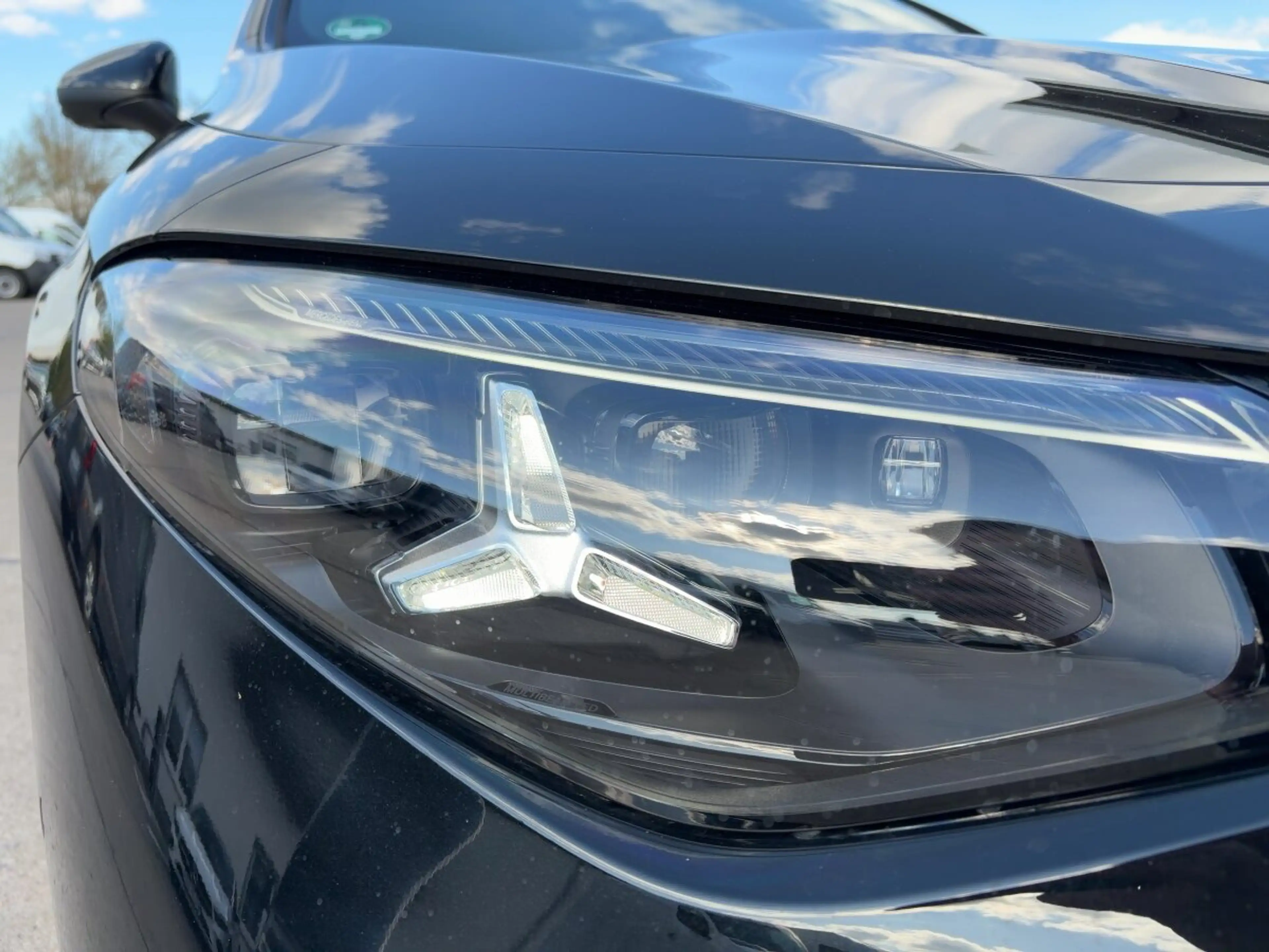 Mercedes-Benz CLA 200 CLA 200 AMG/Pano/Distr/KeyG/Multibeam/360/Memory — photo 20