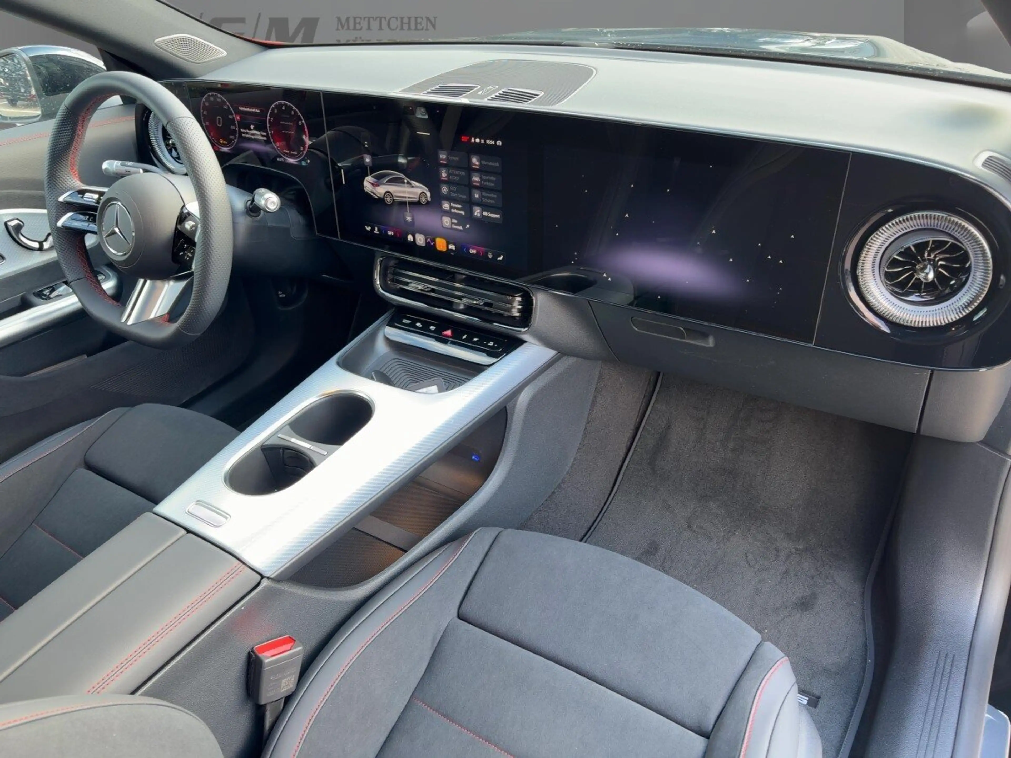 Mercedes-Benz CLA 200 CLA 200 AMG/Pano/Distr/KeyG/Multibeam/360/Memory — photo 17